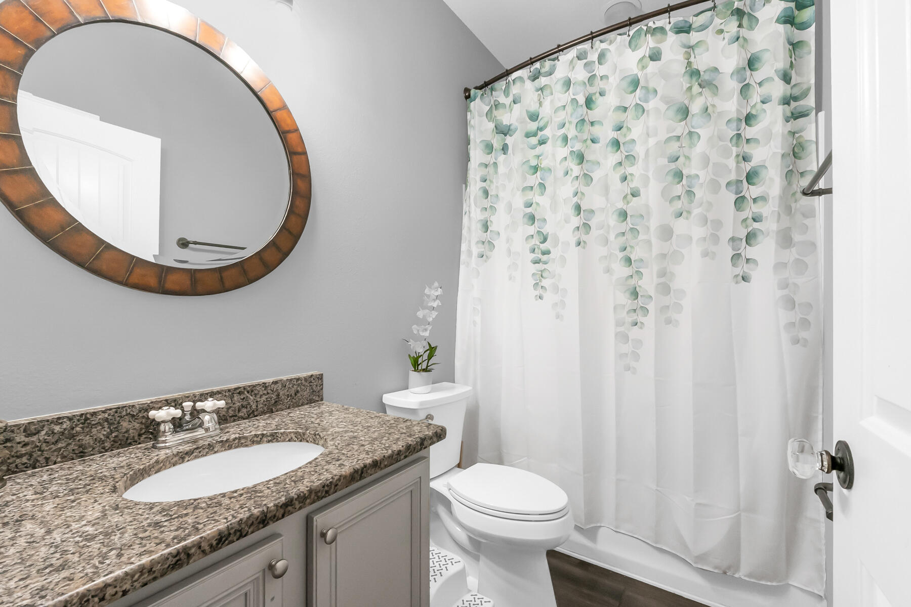 Redstone Commons - Residential Lease
