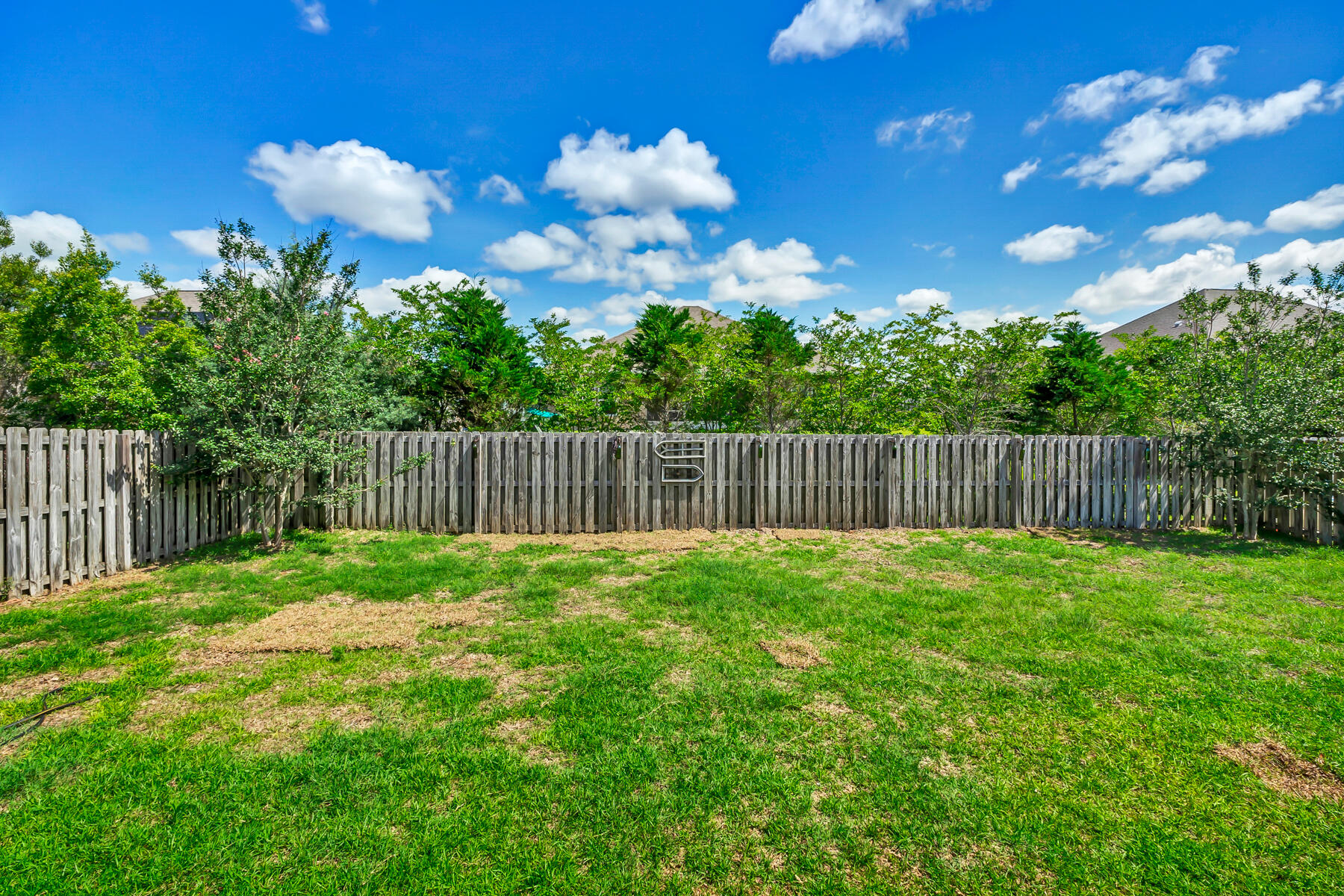 Redstone Commons - Residential Lease