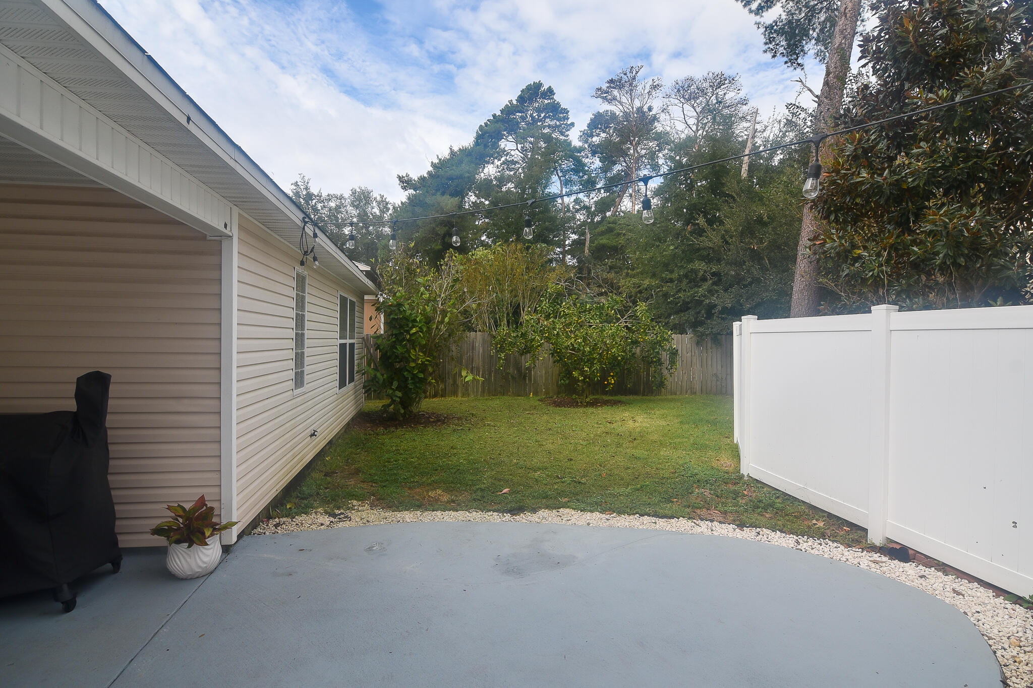INDIGO VILLAGE - Residential Lease