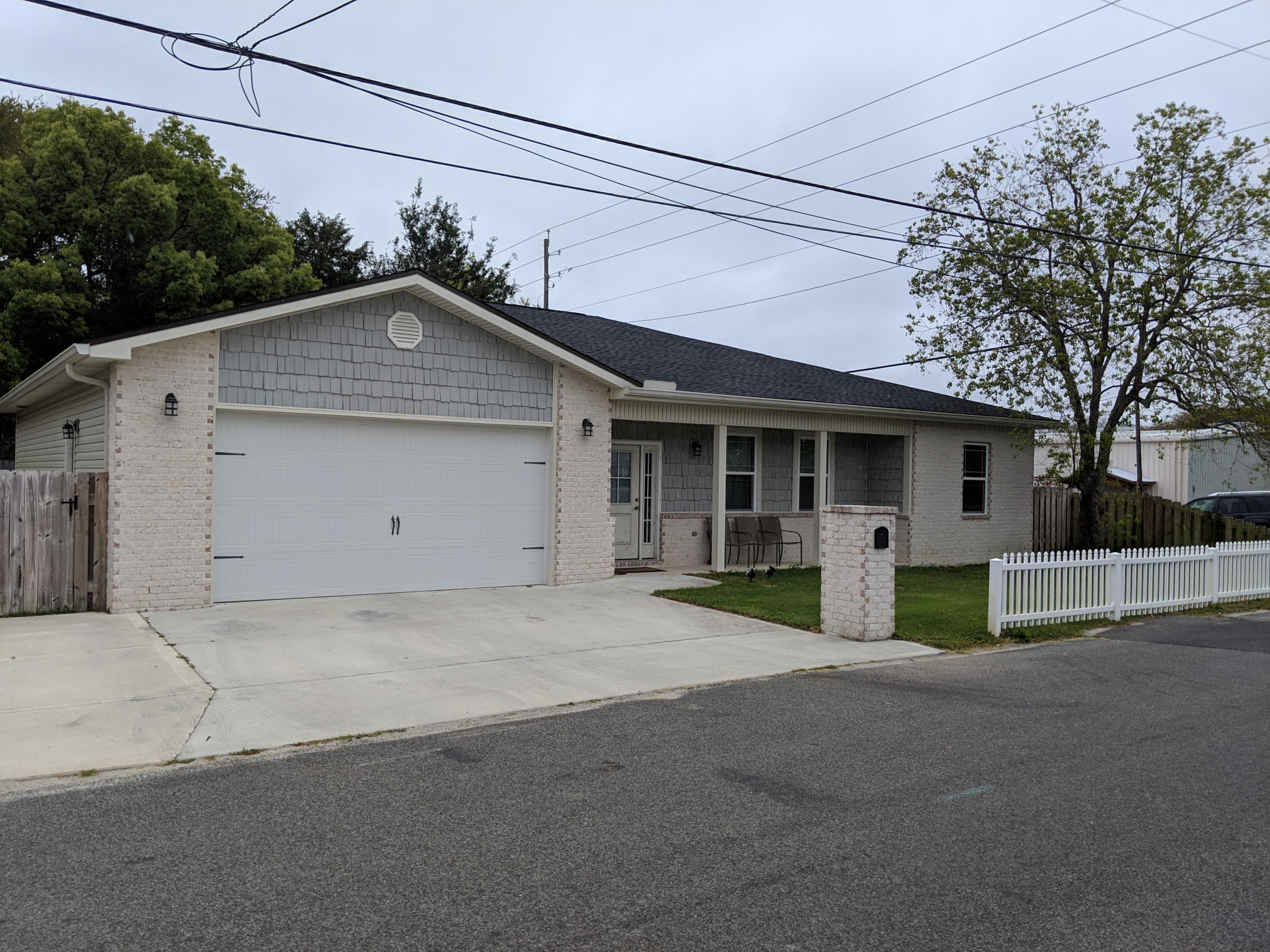803 Dawes Road - Residential Lease