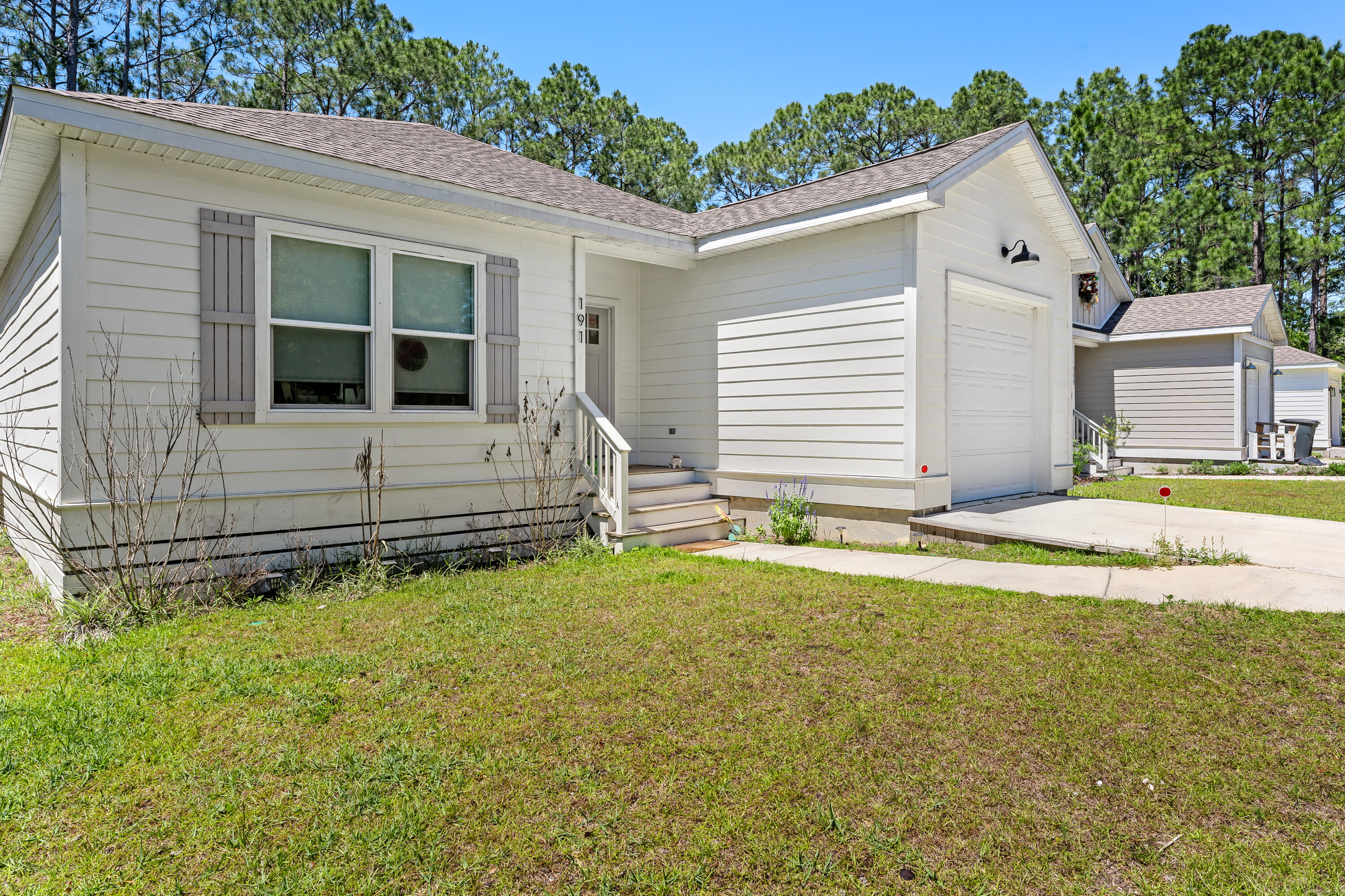 TOWN OF SANTA ROSA - Residential