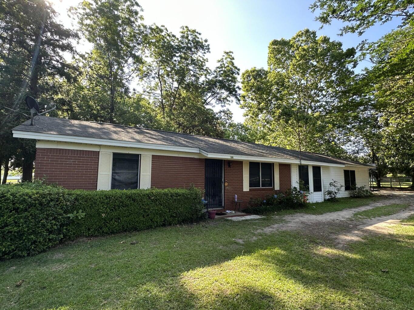 METES & BOUNDS - Residential Lease