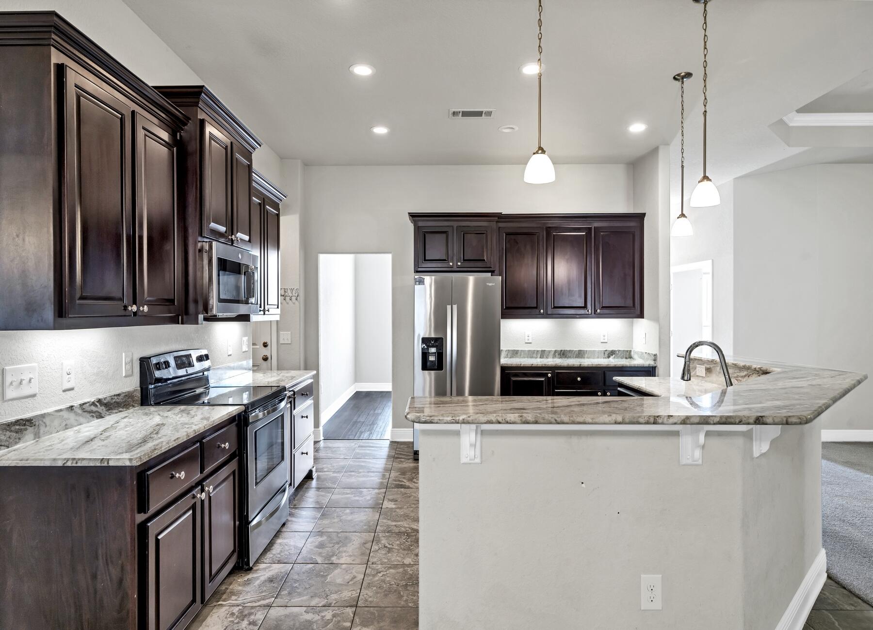 FOX VALLEY - Residential Lease