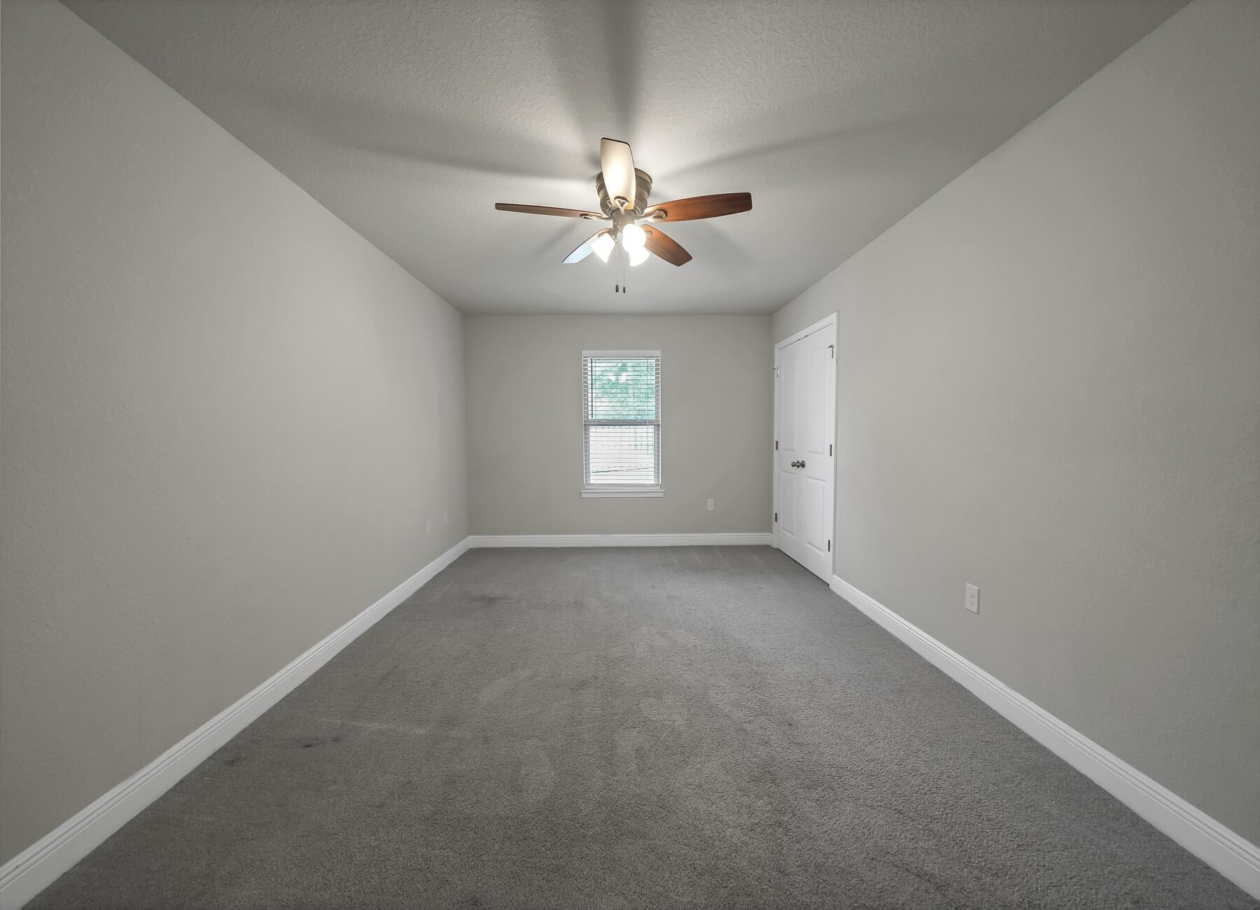 FOX VALLEY - Residential Lease