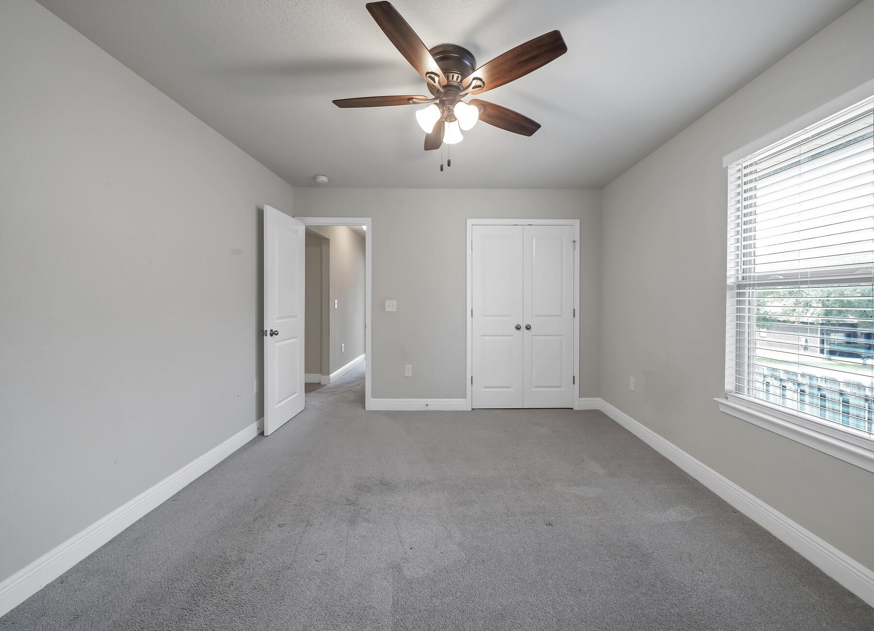 FOX VALLEY - Residential Lease