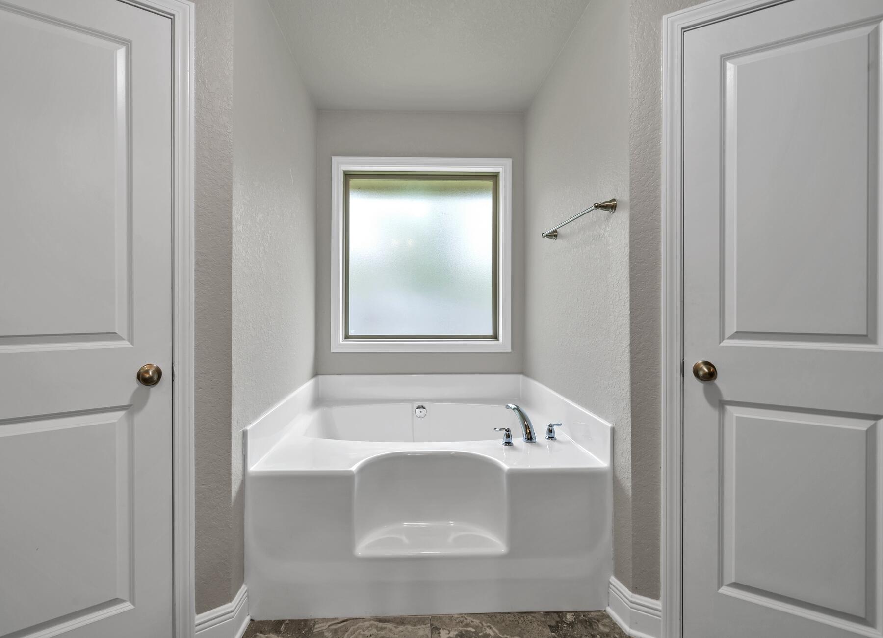 FOX VALLEY - Residential Lease