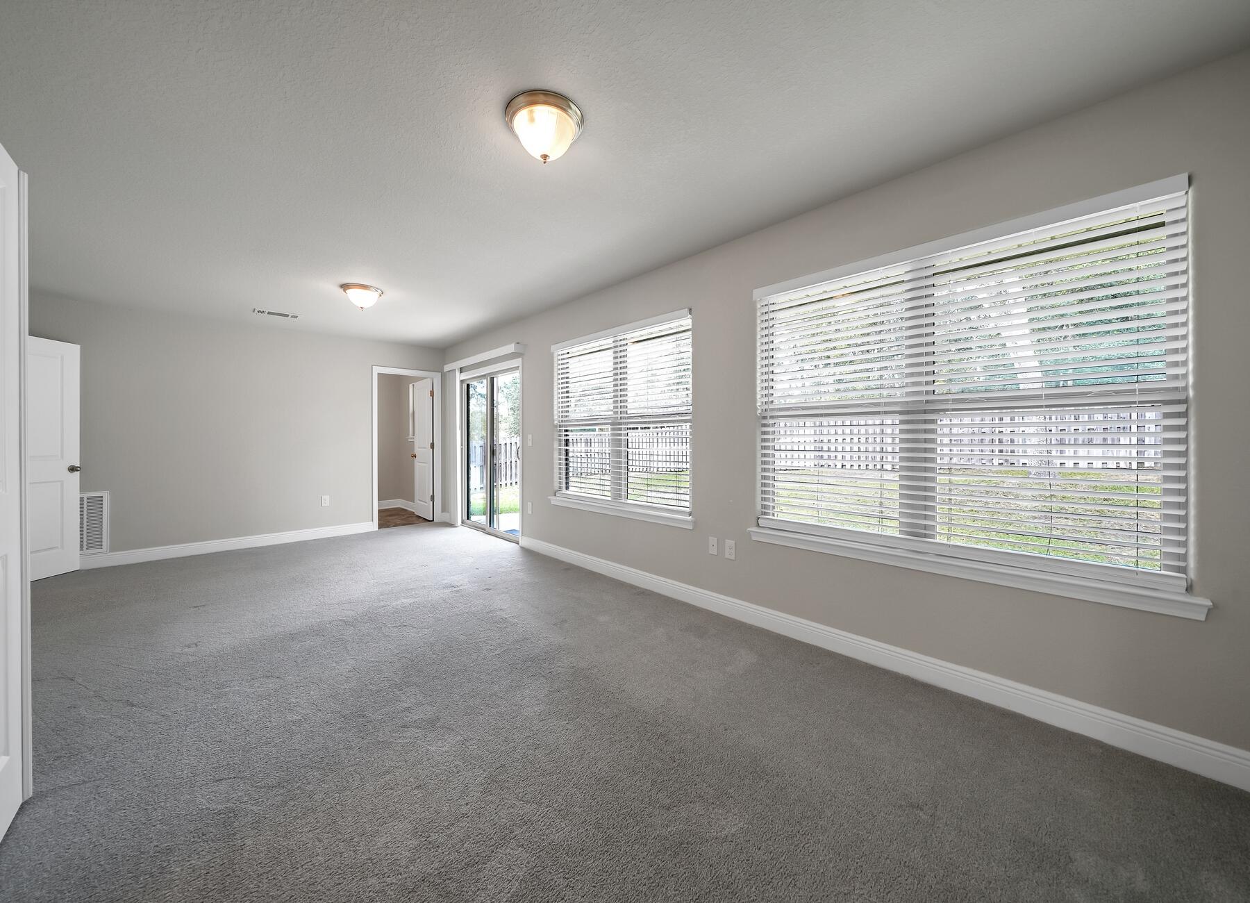 FOX VALLEY - Residential Lease