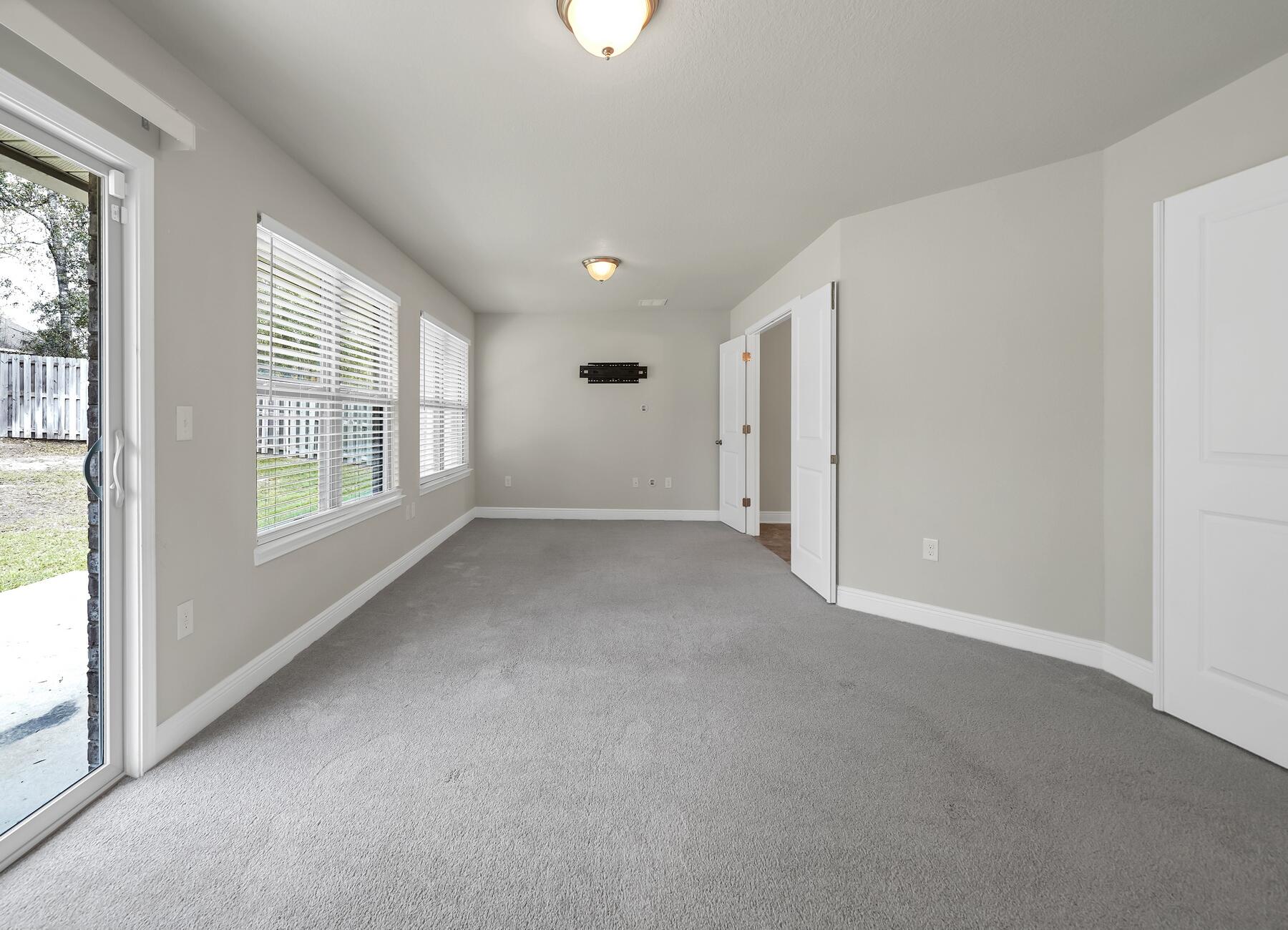 FOX VALLEY - Residential Lease