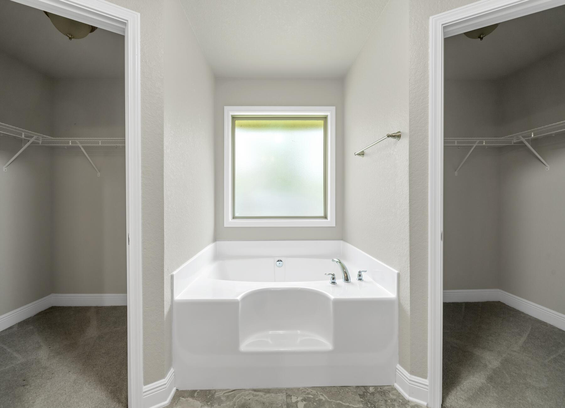 FOX VALLEY - Residential Lease