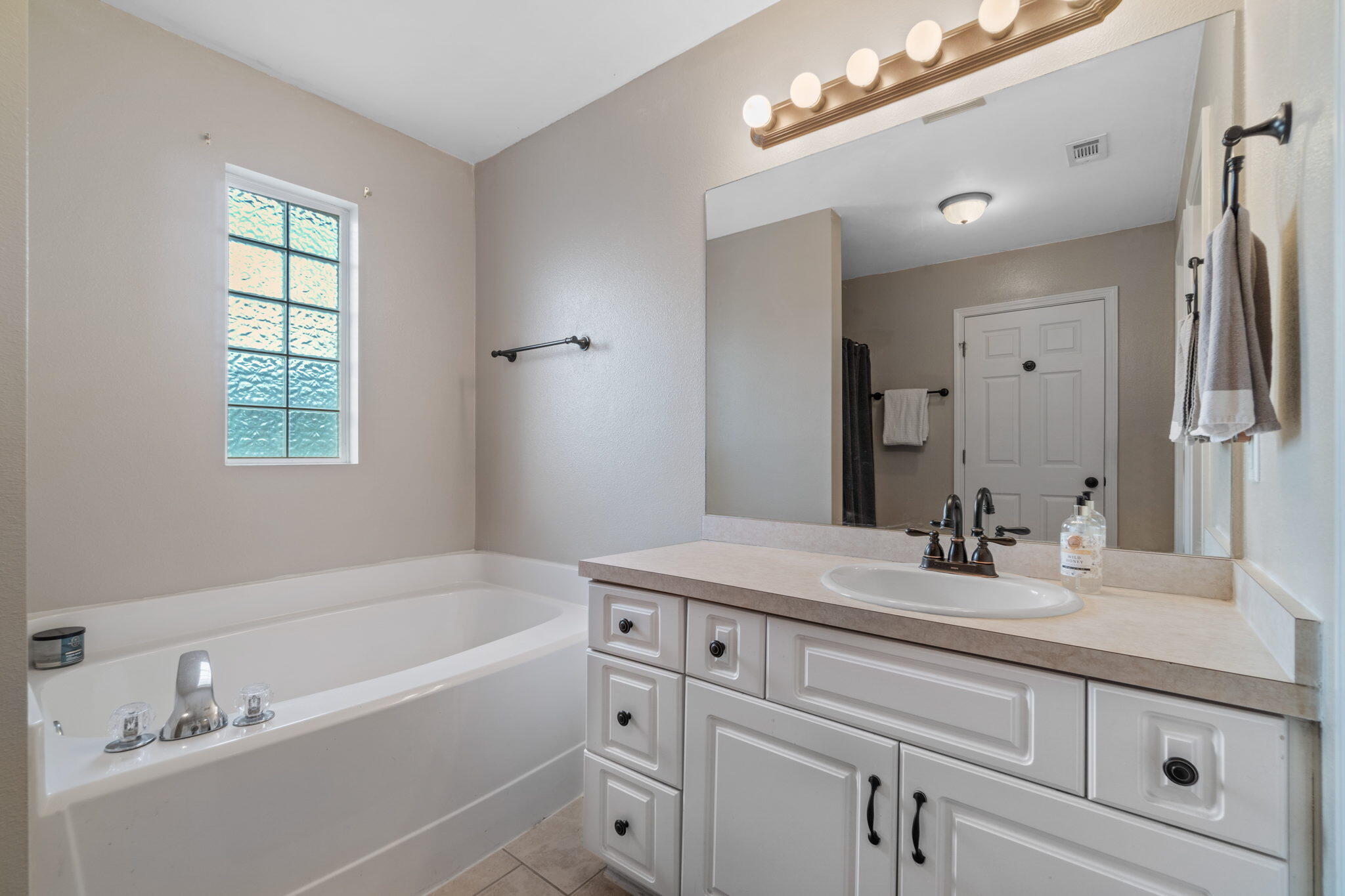 CORONADO VILLAGE PH 4 - Residential