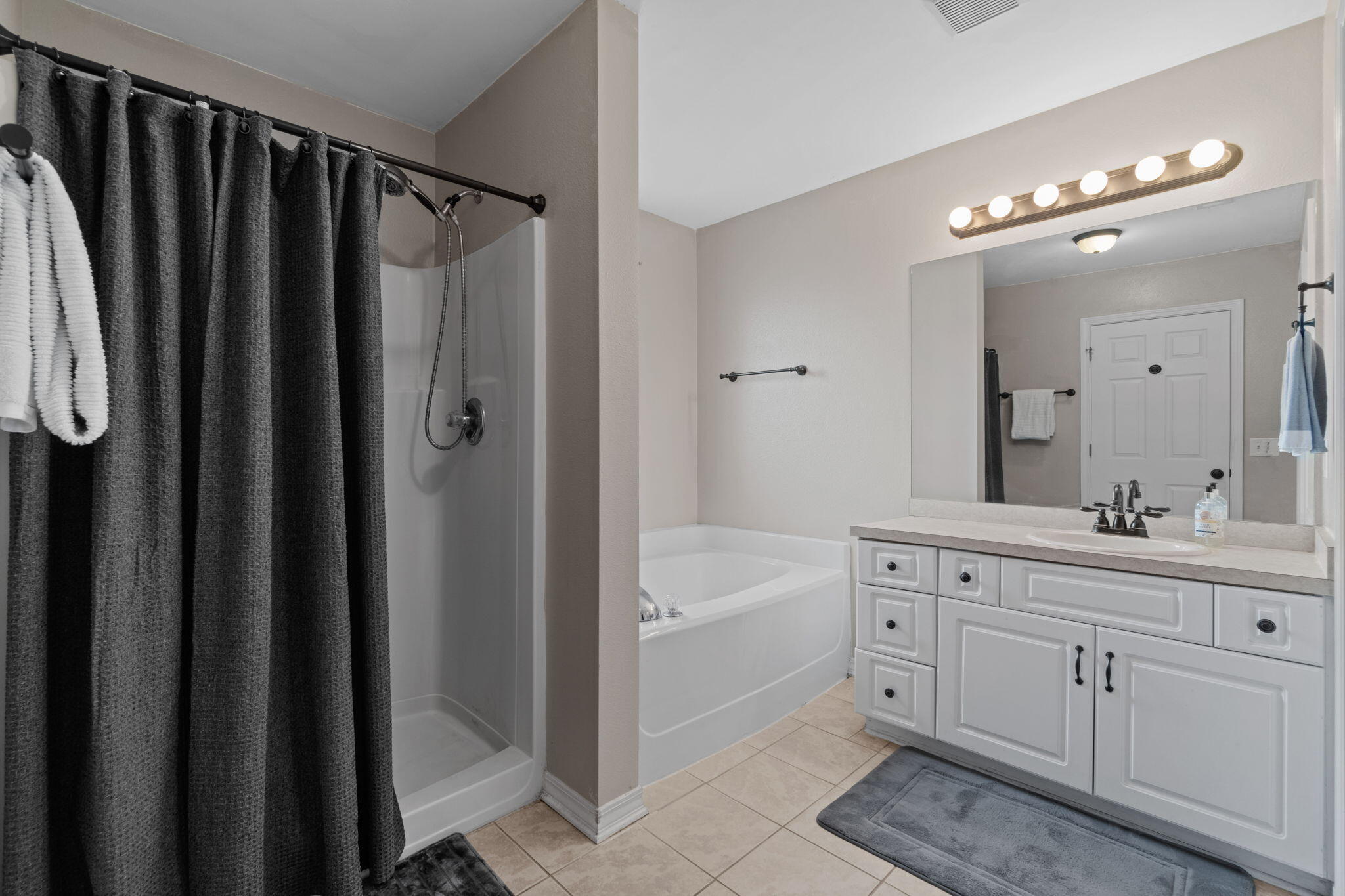CORONADO VILLAGE PH 4 - Residential