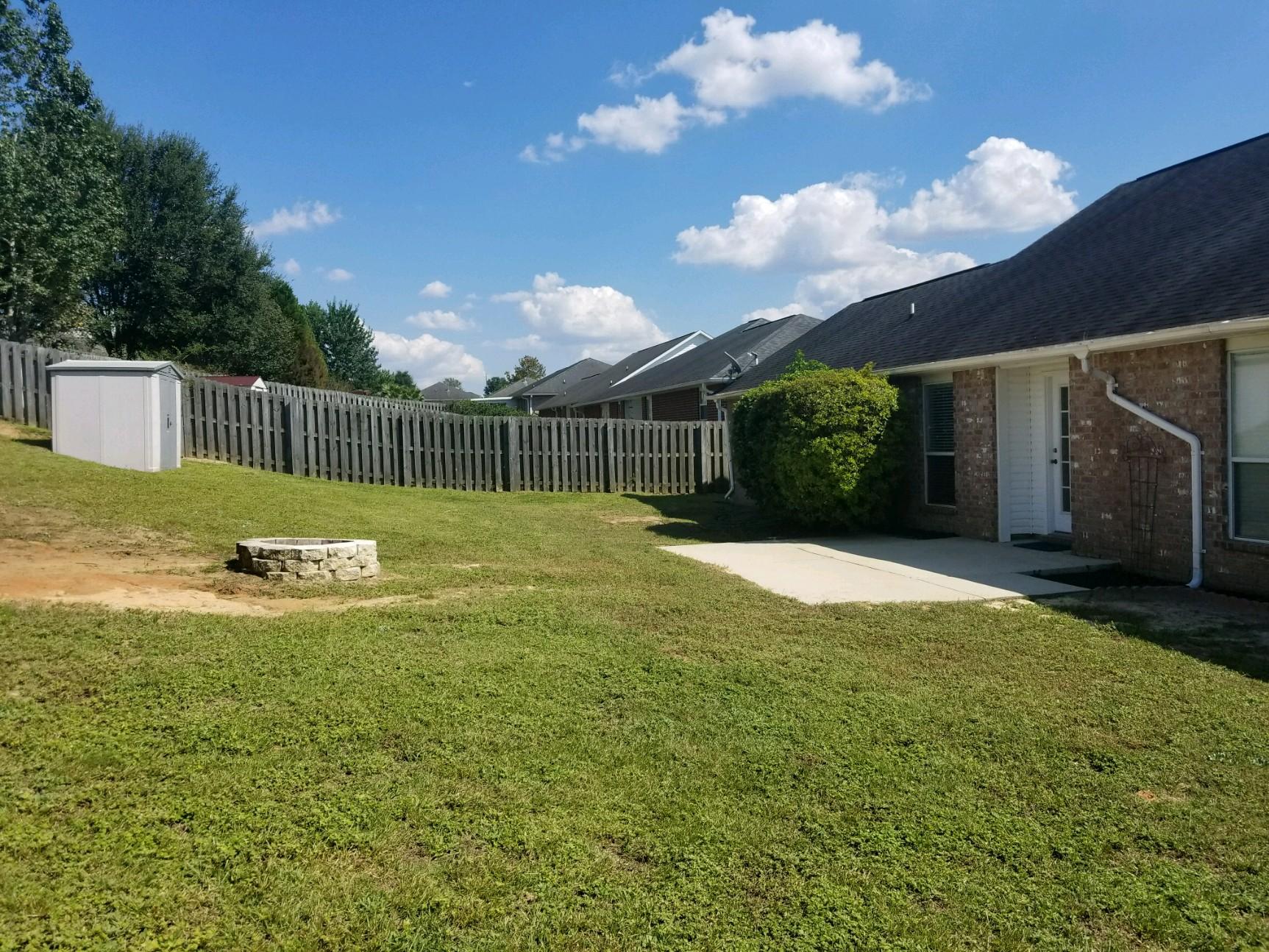 ANTIOCH EST III LOT 17 BLK C - Residential Lease
