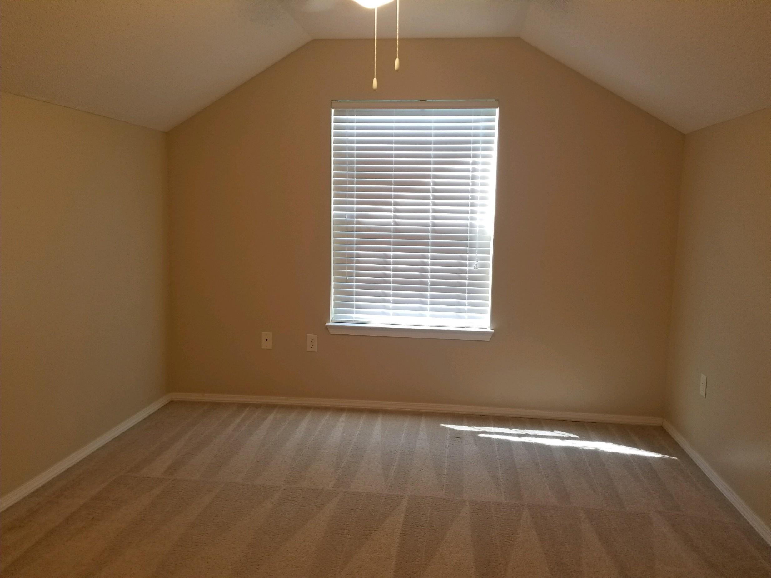 ANTIOCH EST III LOT 17 BLK C - Residential Lease
