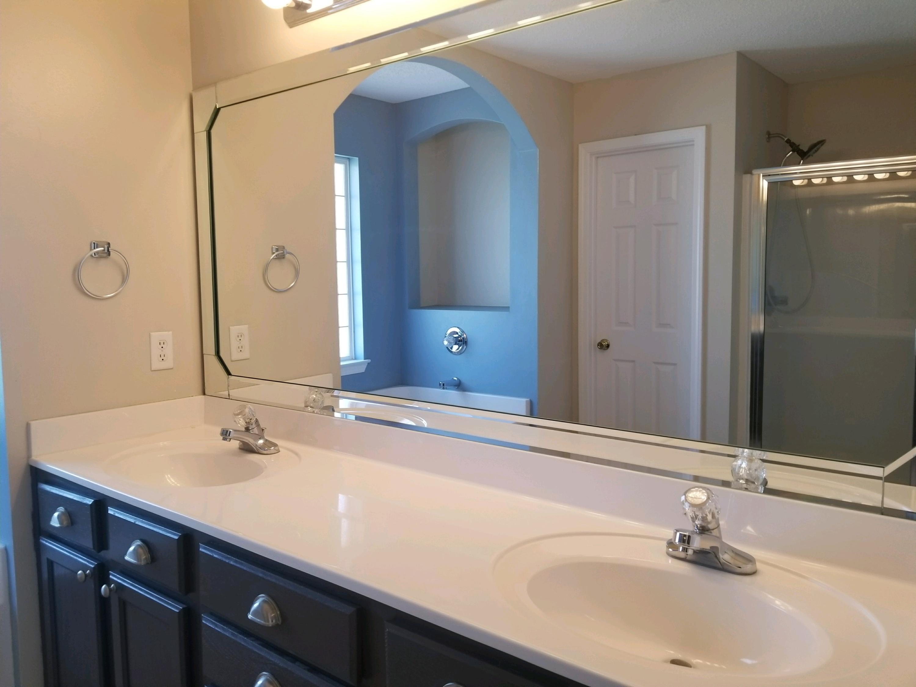 ANTIOCH EST III LOT 17 BLK C - Residential Lease