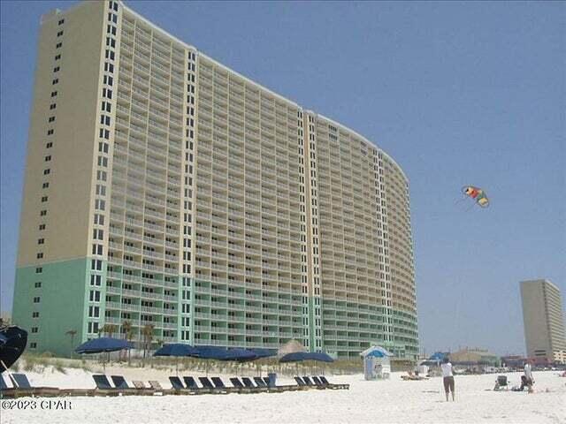 Emerald Beach Resort - Residential