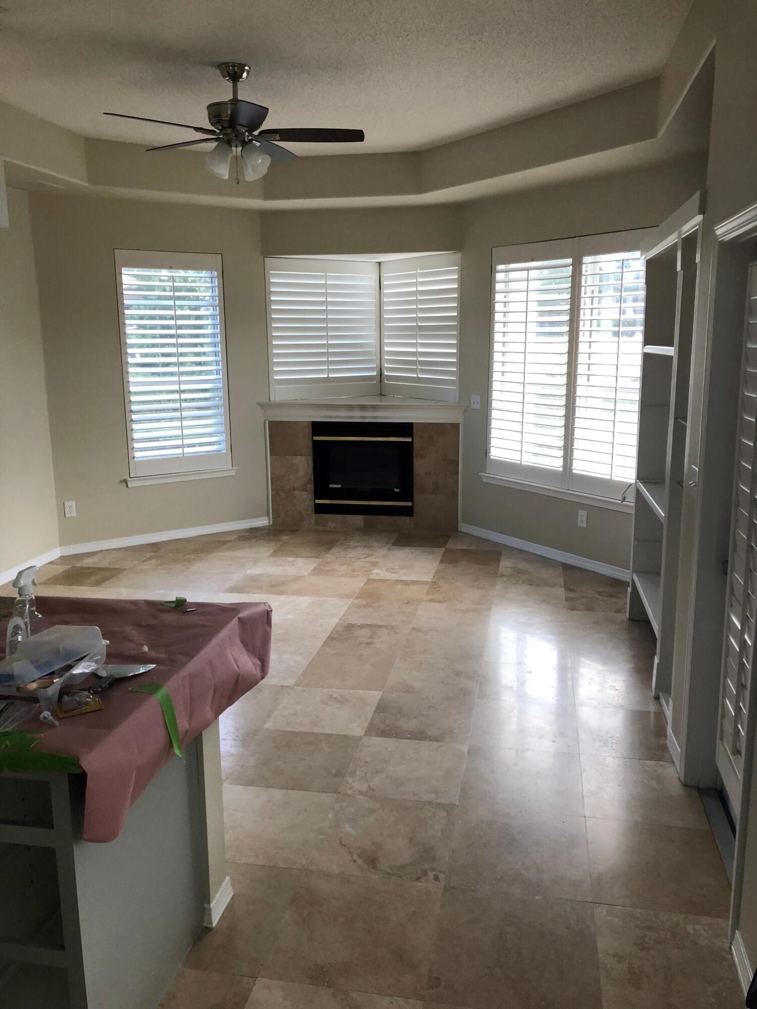 EMERALD BAY PH 1A - Residential