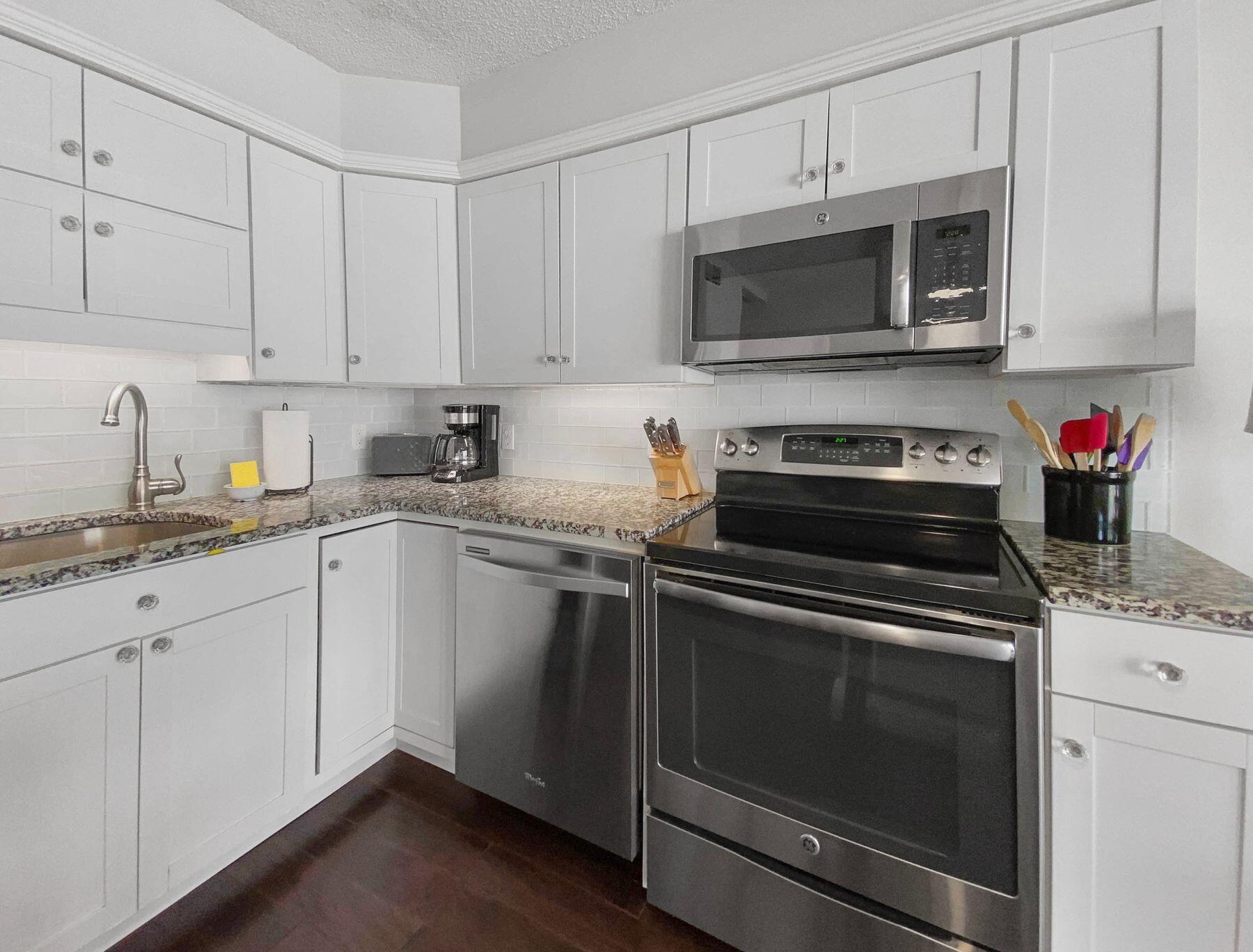 BEACHSIDE CONDO AT SEAGROVE - Residential