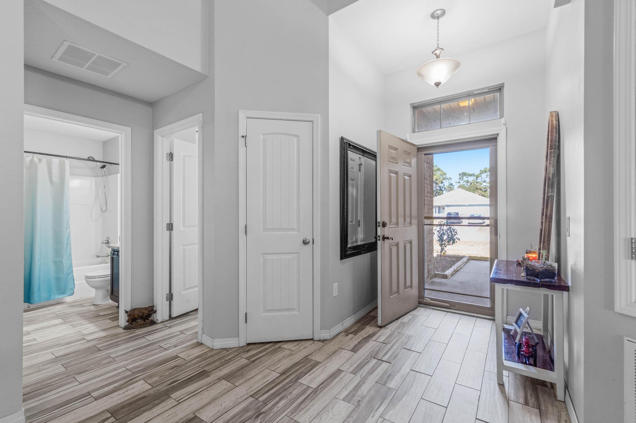 NAVARRE S/D 2ND ADDN - Residential