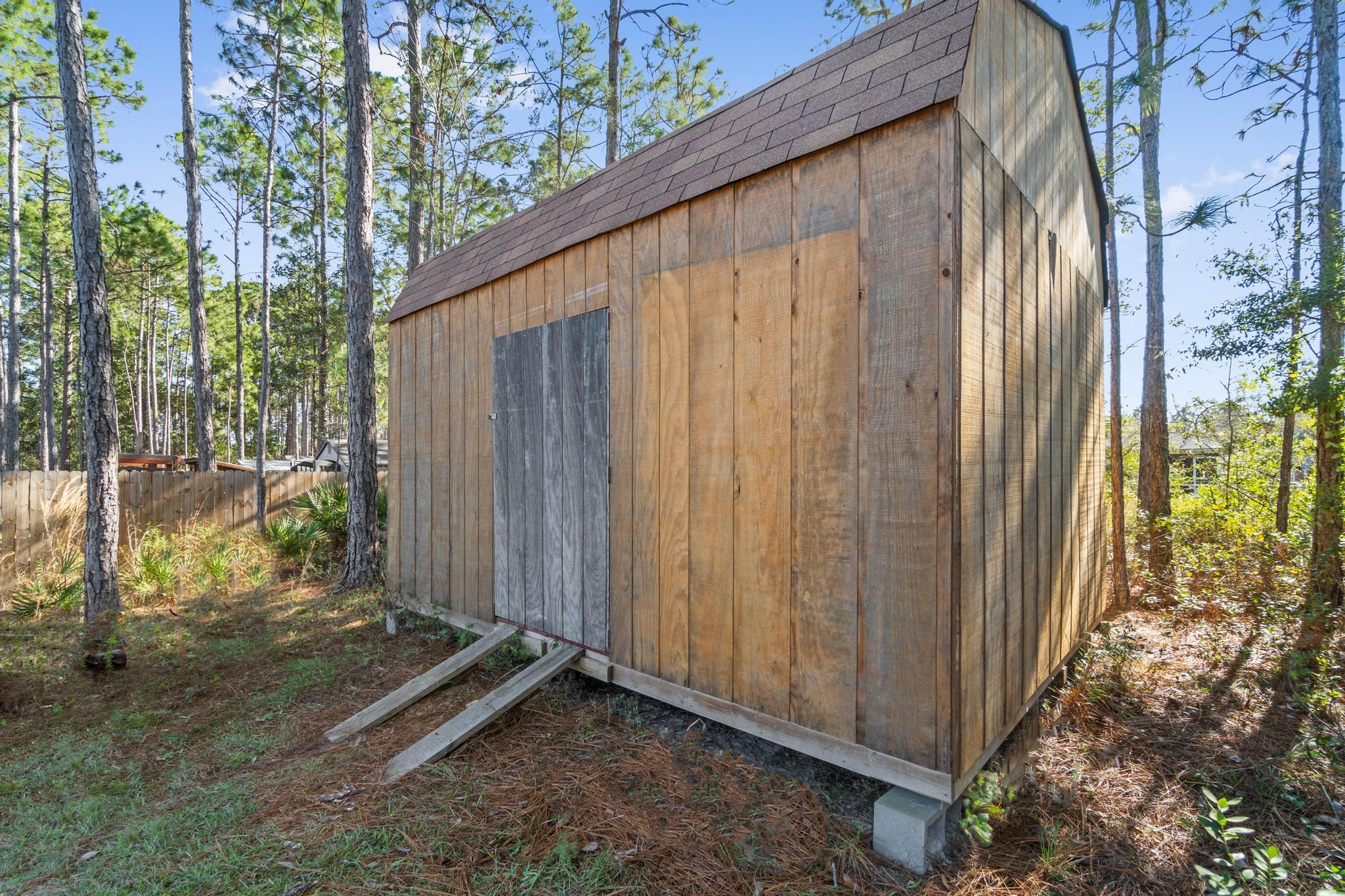 NAVARRE S/D 2ND ADDN - Residential
