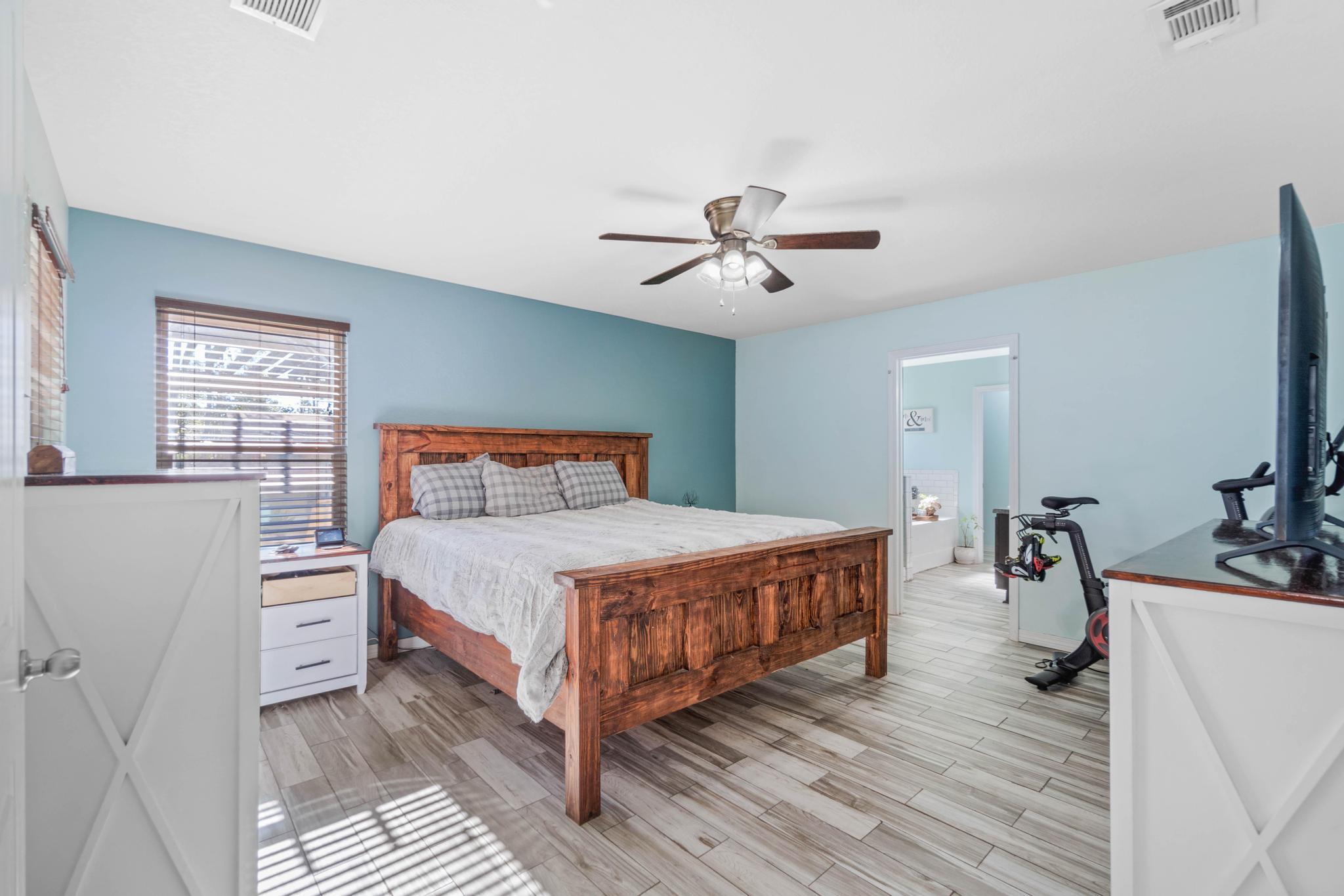 NAVARRE S/D 2ND ADDN - Residential