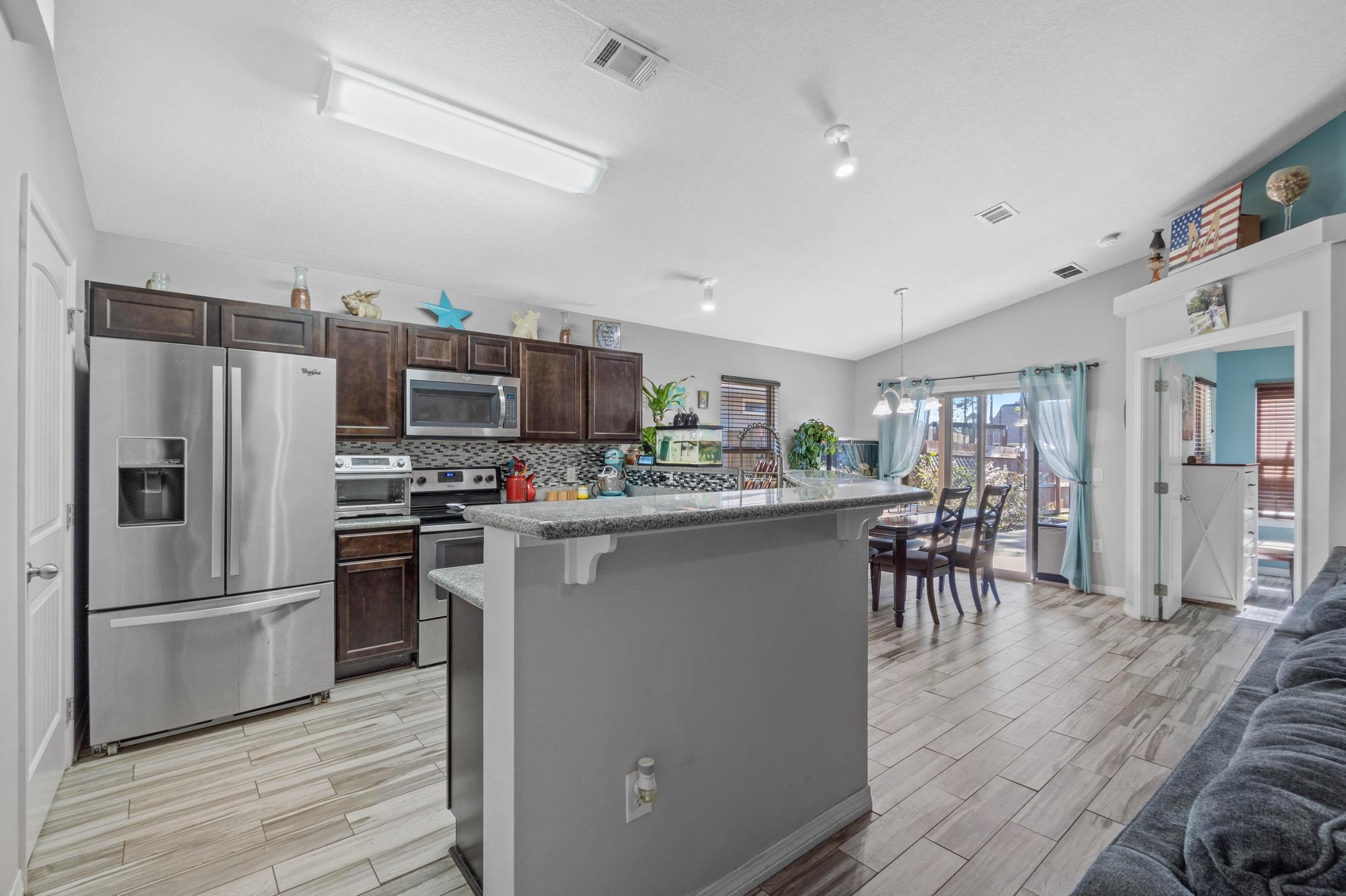 NAVARRE S/D 2ND ADDN - Residential