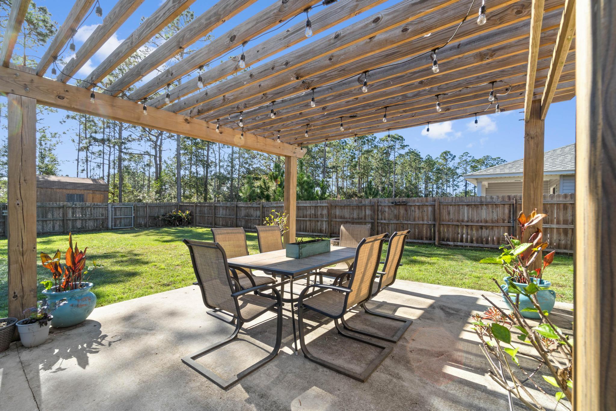 NAVARRE S/D 2ND ADDN - Residential