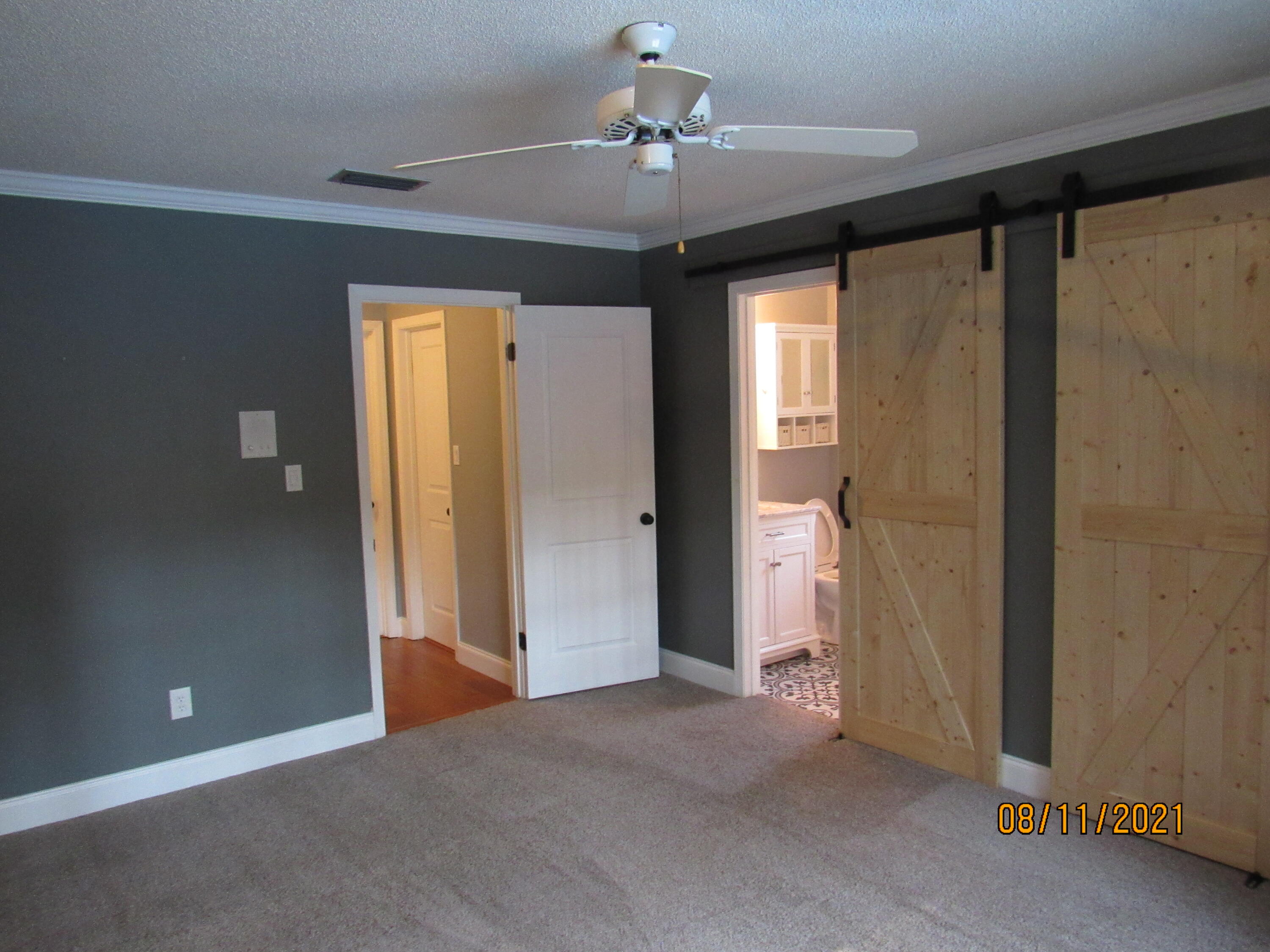 VALPARAISO PINECREST 6 - Residential Lease