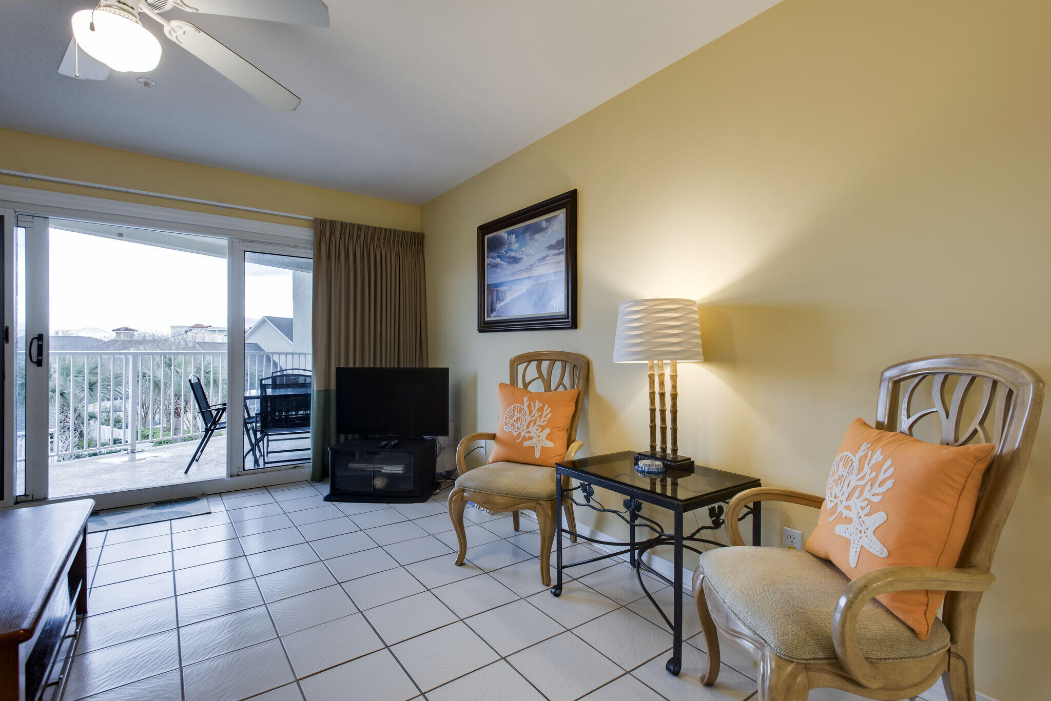 MARAVILLA CONDO 1 - Residential