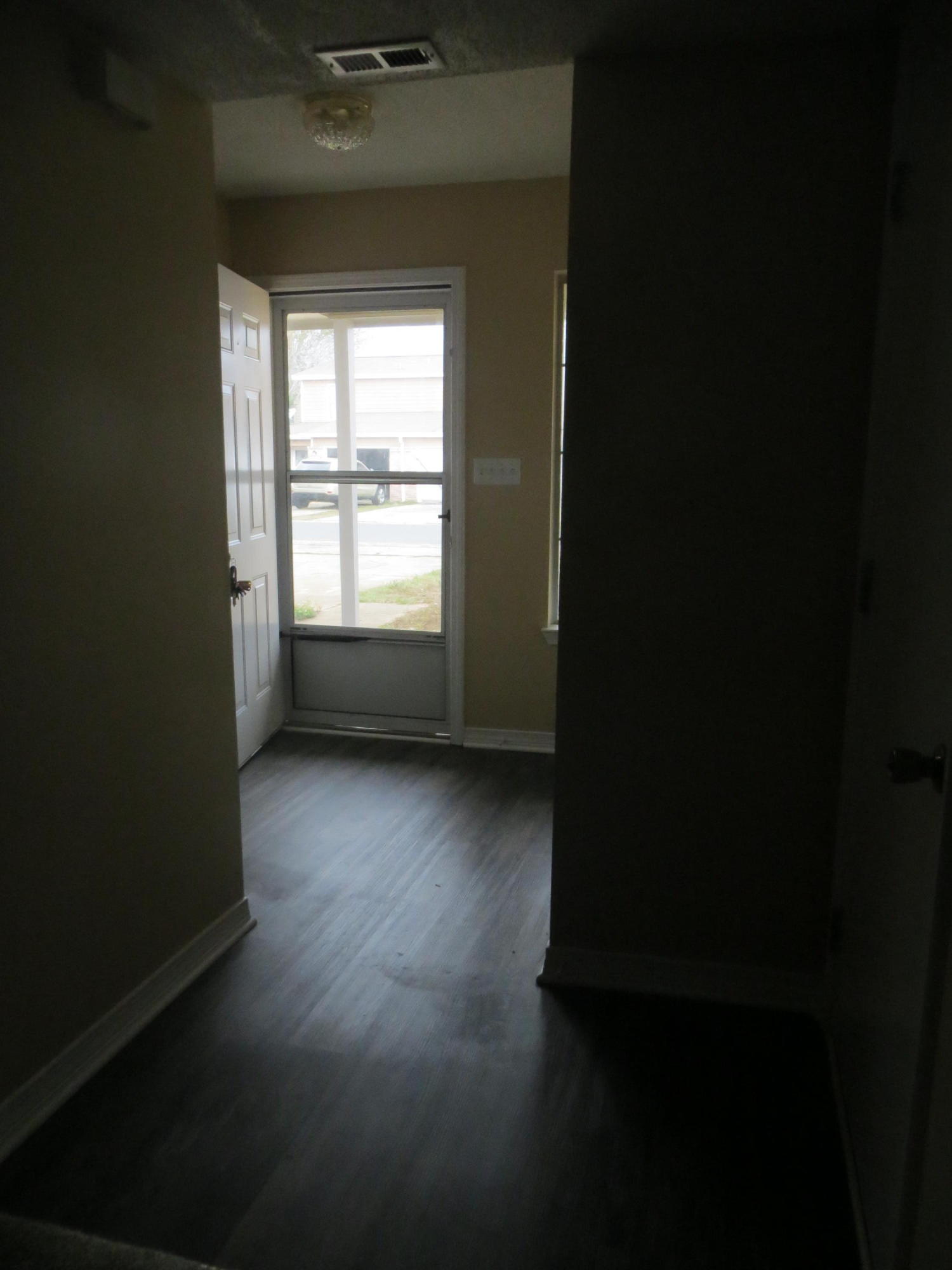 FOREST OAKS PH 1 - Residential Lease