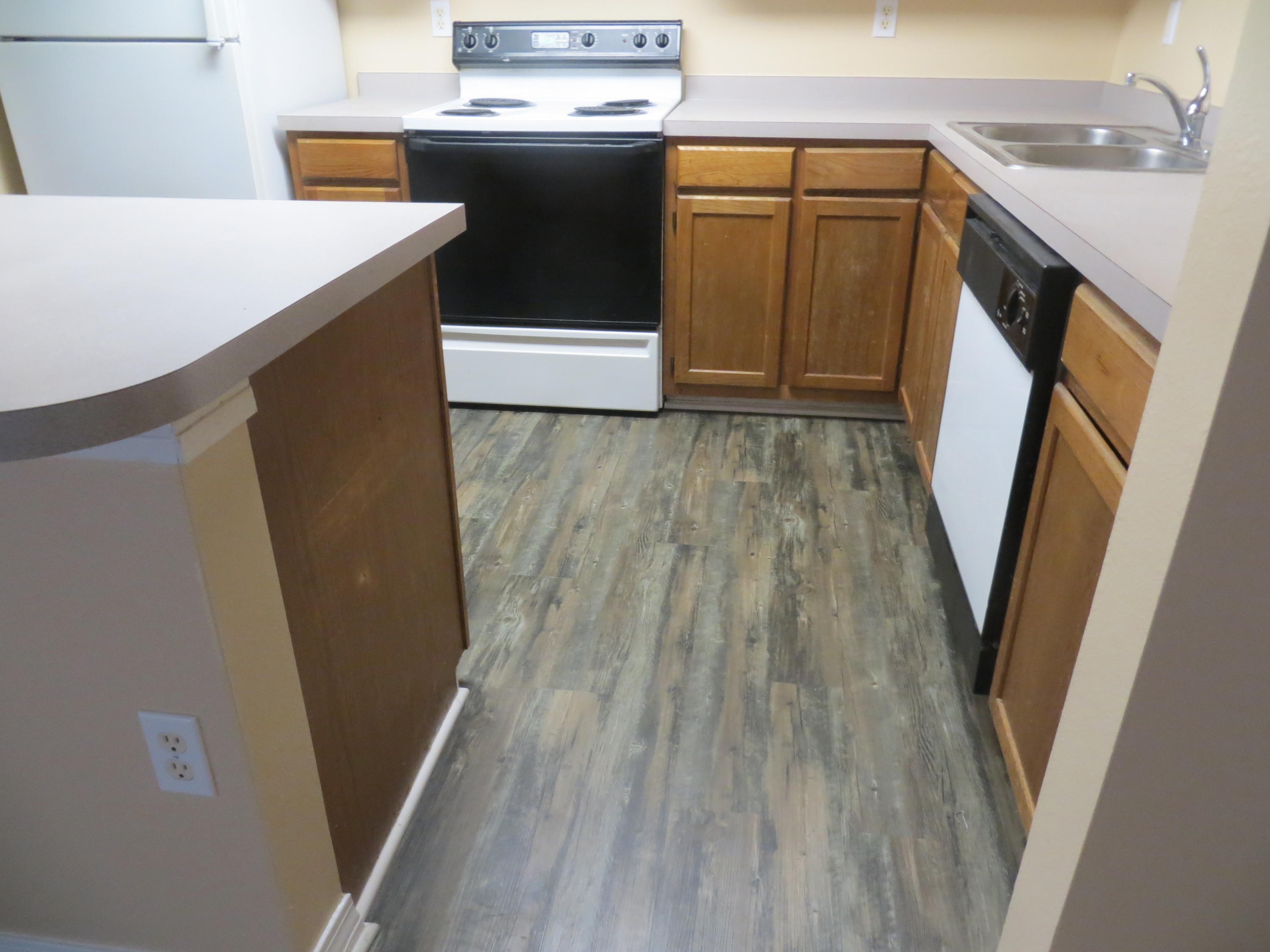 FOREST OAKS PH 1 - Residential Lease