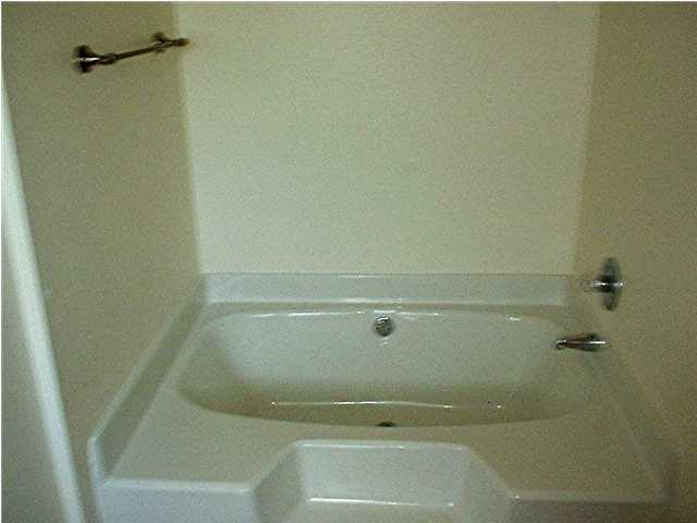 HAMPTON RIDGE ESTATES - Residential
