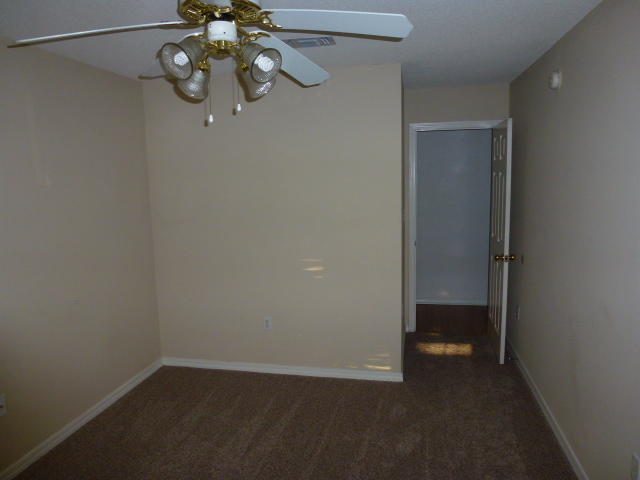 HAMPTON RIDGE ESTATES - Residential