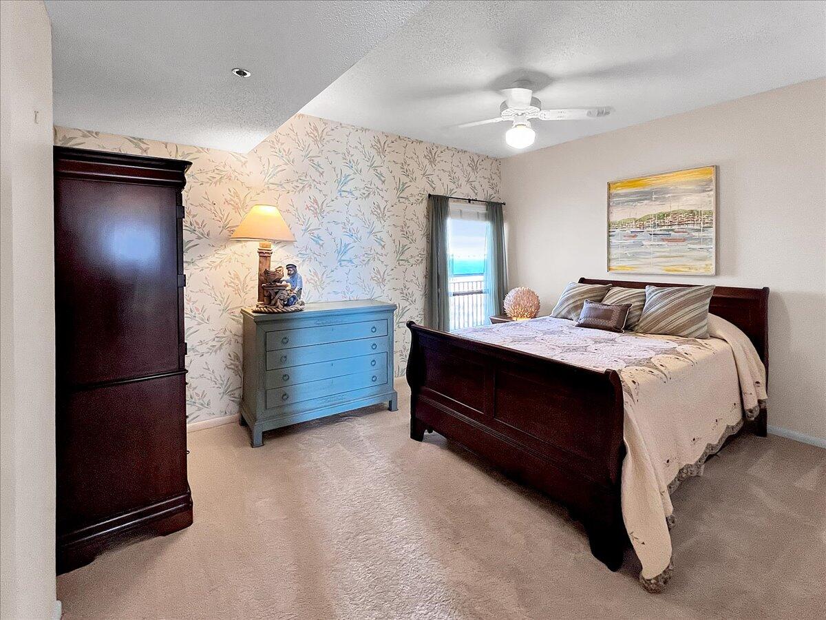 NAVARRE TOWERS CONDO - Residential