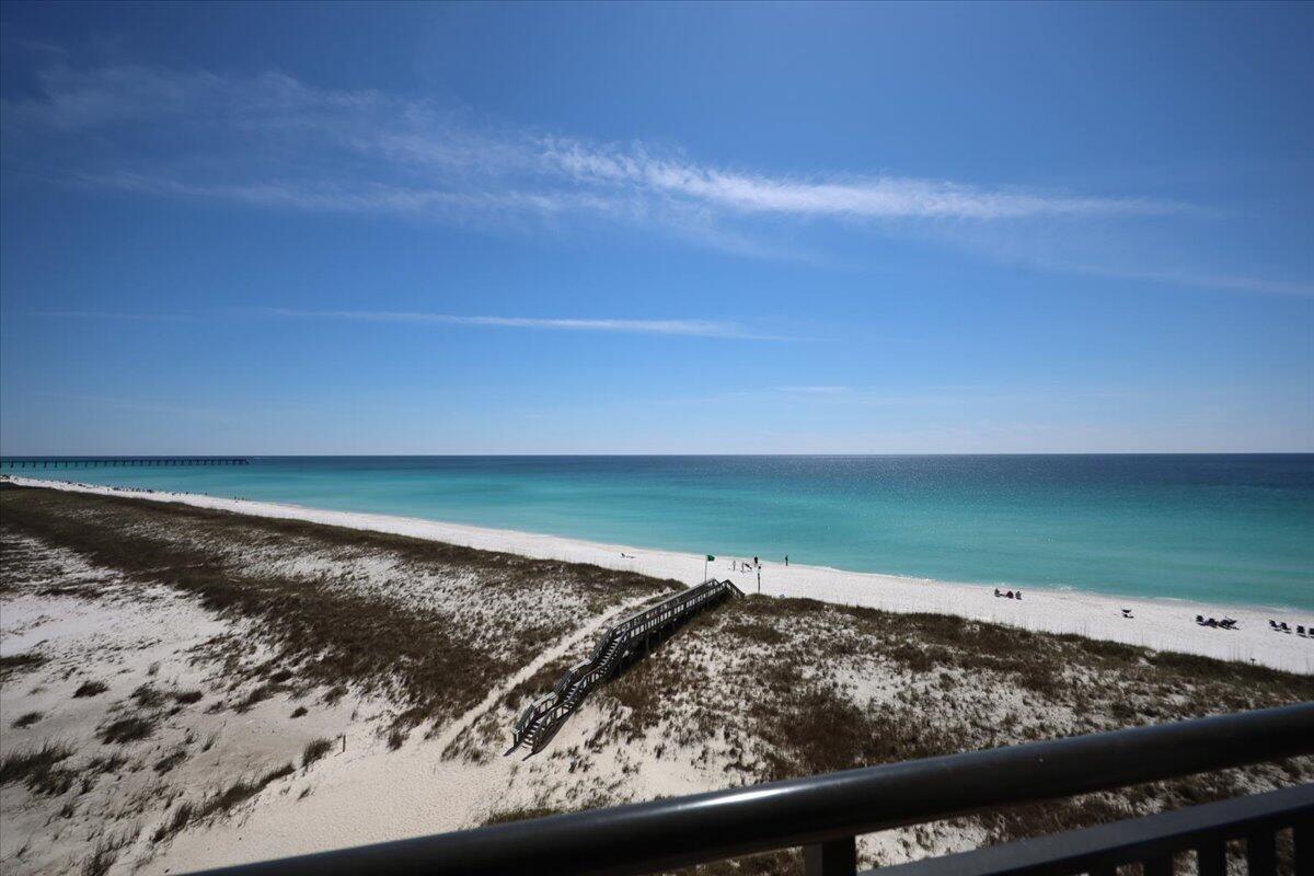 NAVARRE TOWERS CONDO - Residential