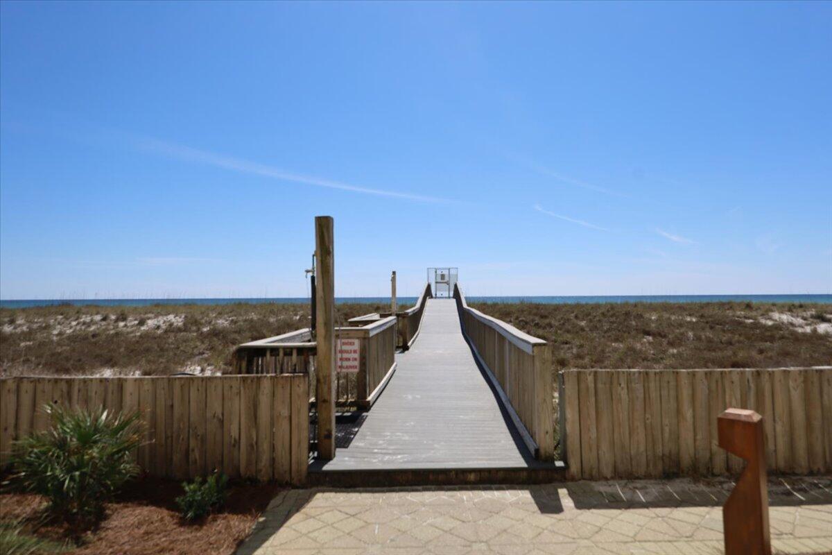 NAVARRE TOWERS CONDO - Residential