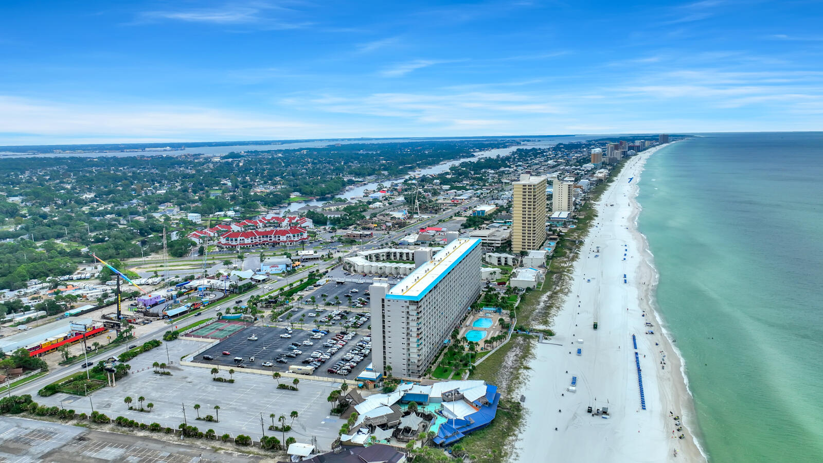 SUMMIT CONDOMINIUM, THE - Residential