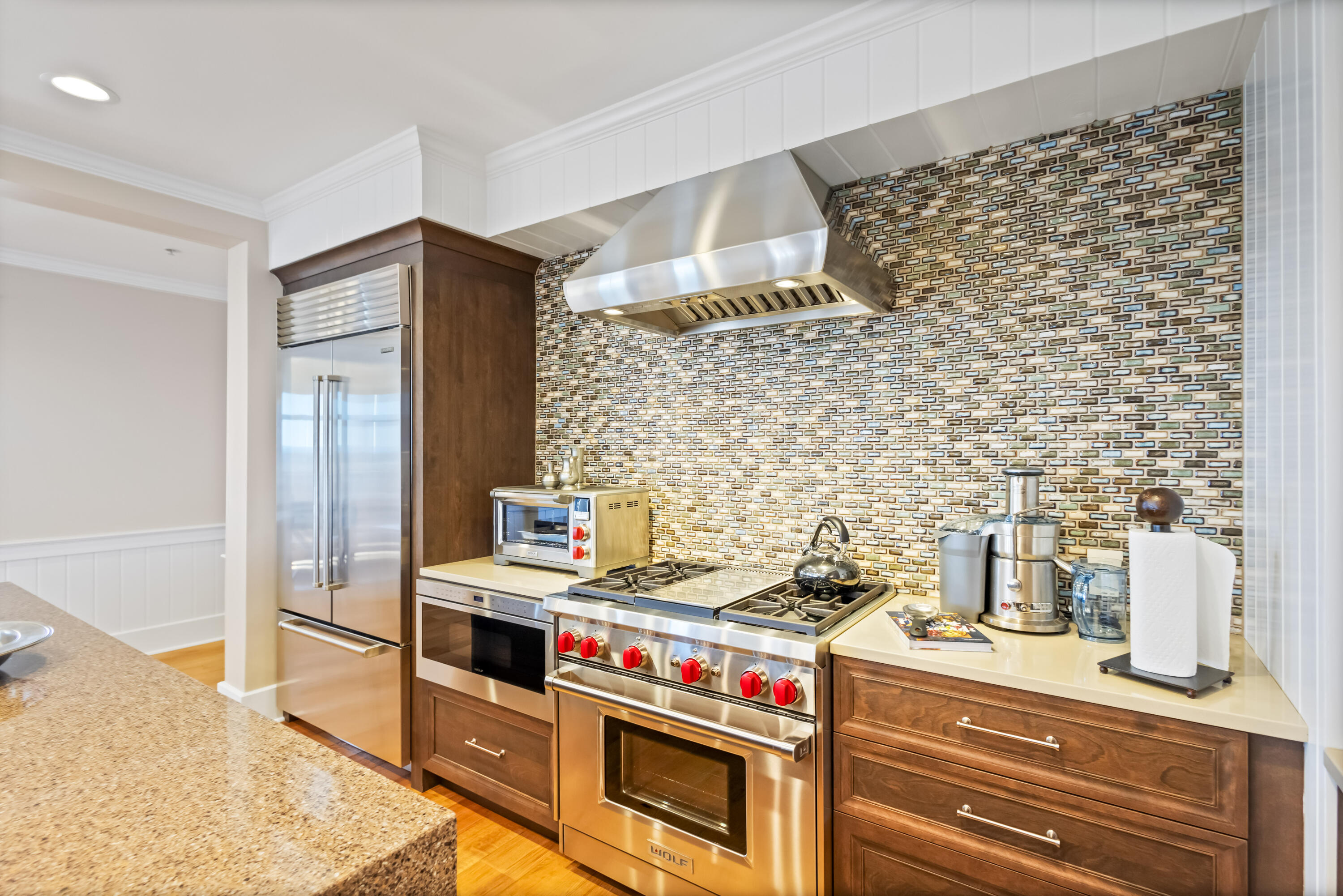 ONE WATER PLACE AT KELLY PLANTATION - Residential