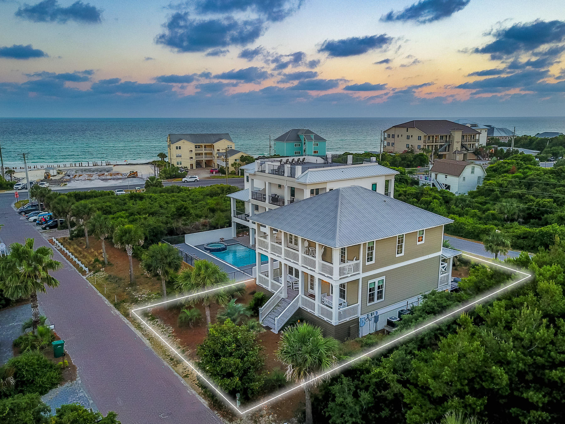 BEACH HIGHLANDS - Residential
