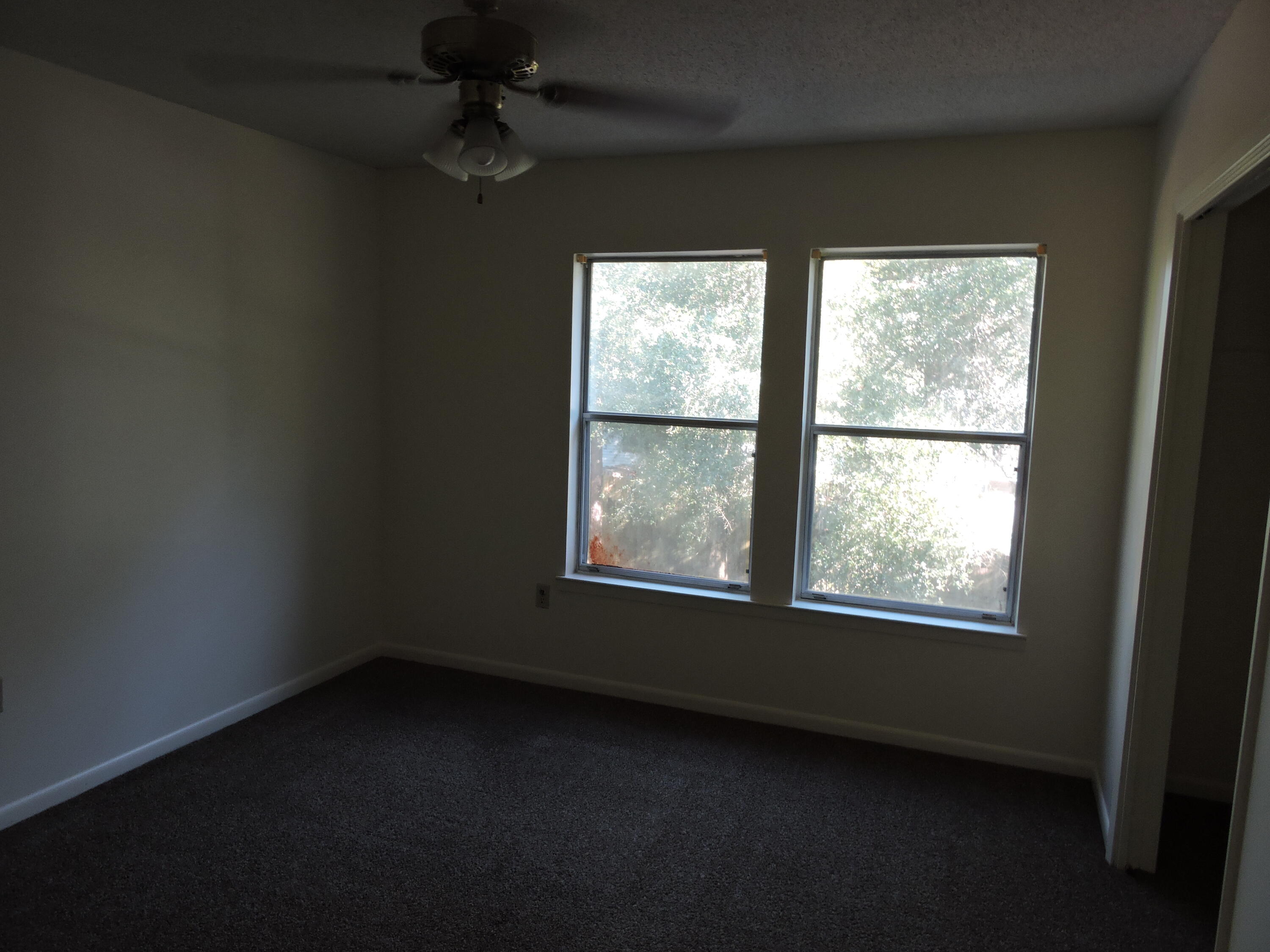 CRESTVIEW HEIGHTS 1ST ADDN - Residential Lease