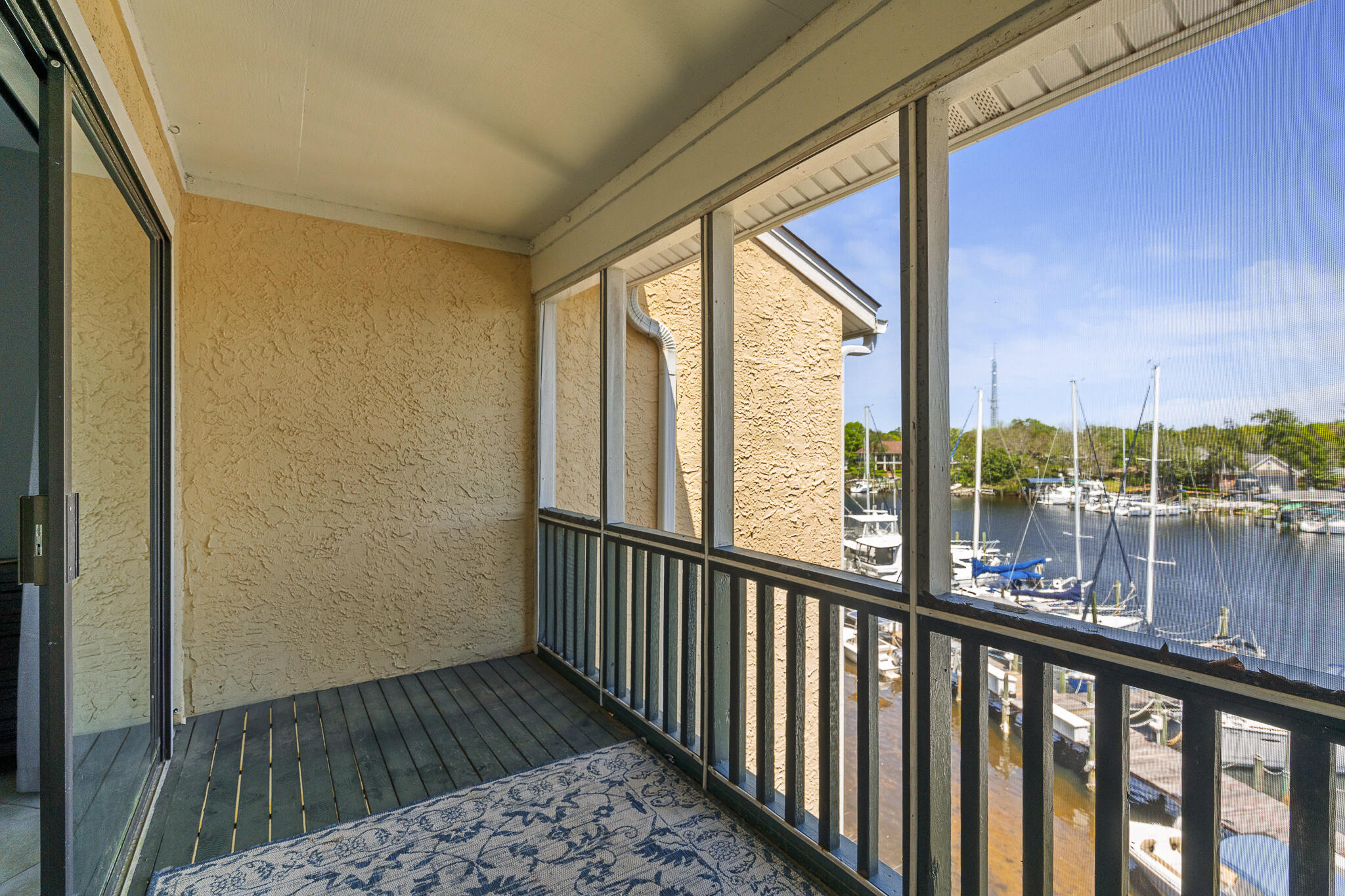 MARINA VILLAS CONDO AT BLUEWATER BAY - Residential Lease