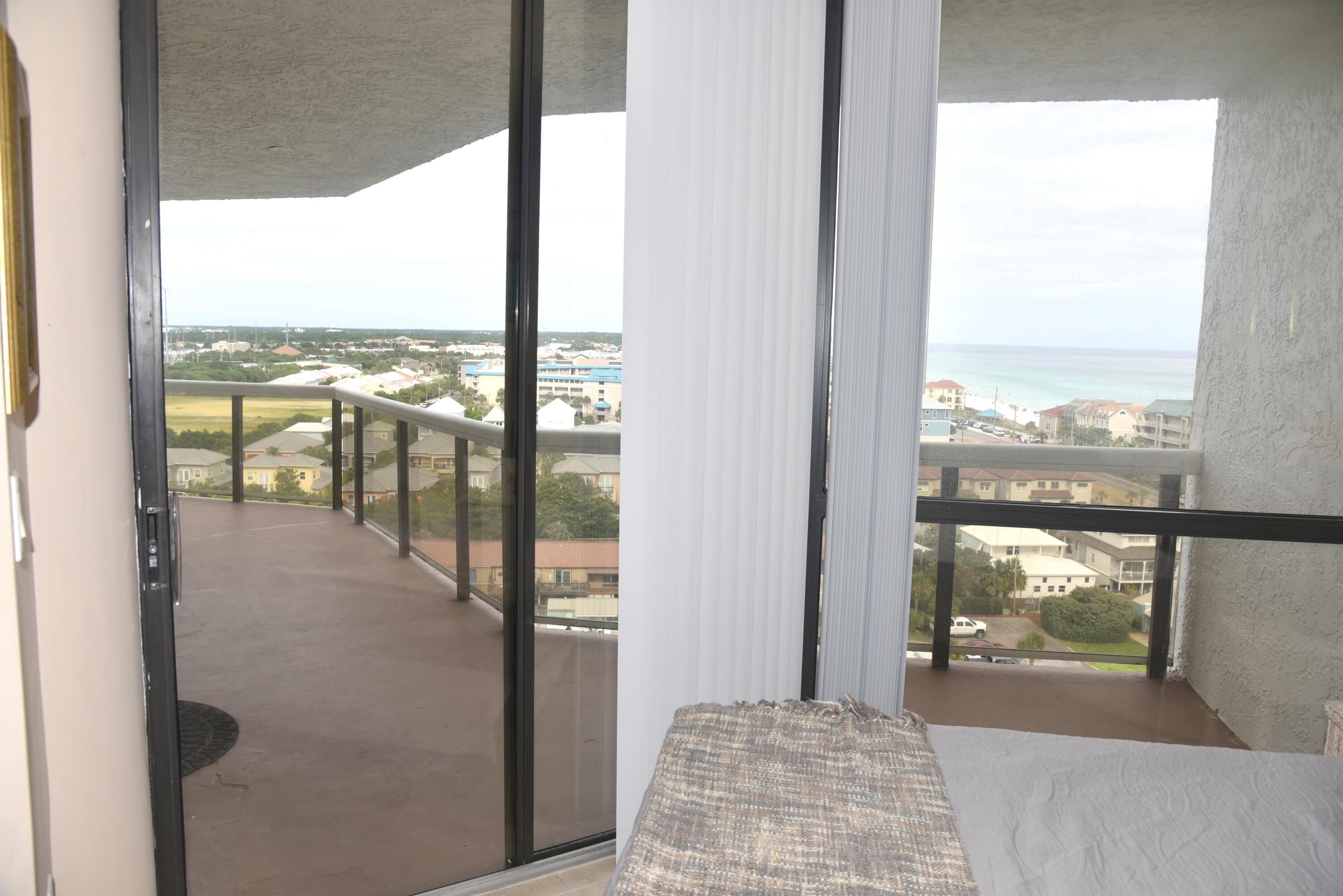 DESTIN SURFSIDE CONDO - Residential