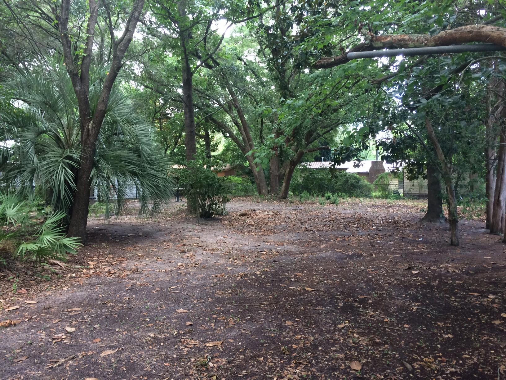 Wonderful high ground buildable lot in Fort Walton Beach ready for your new home!