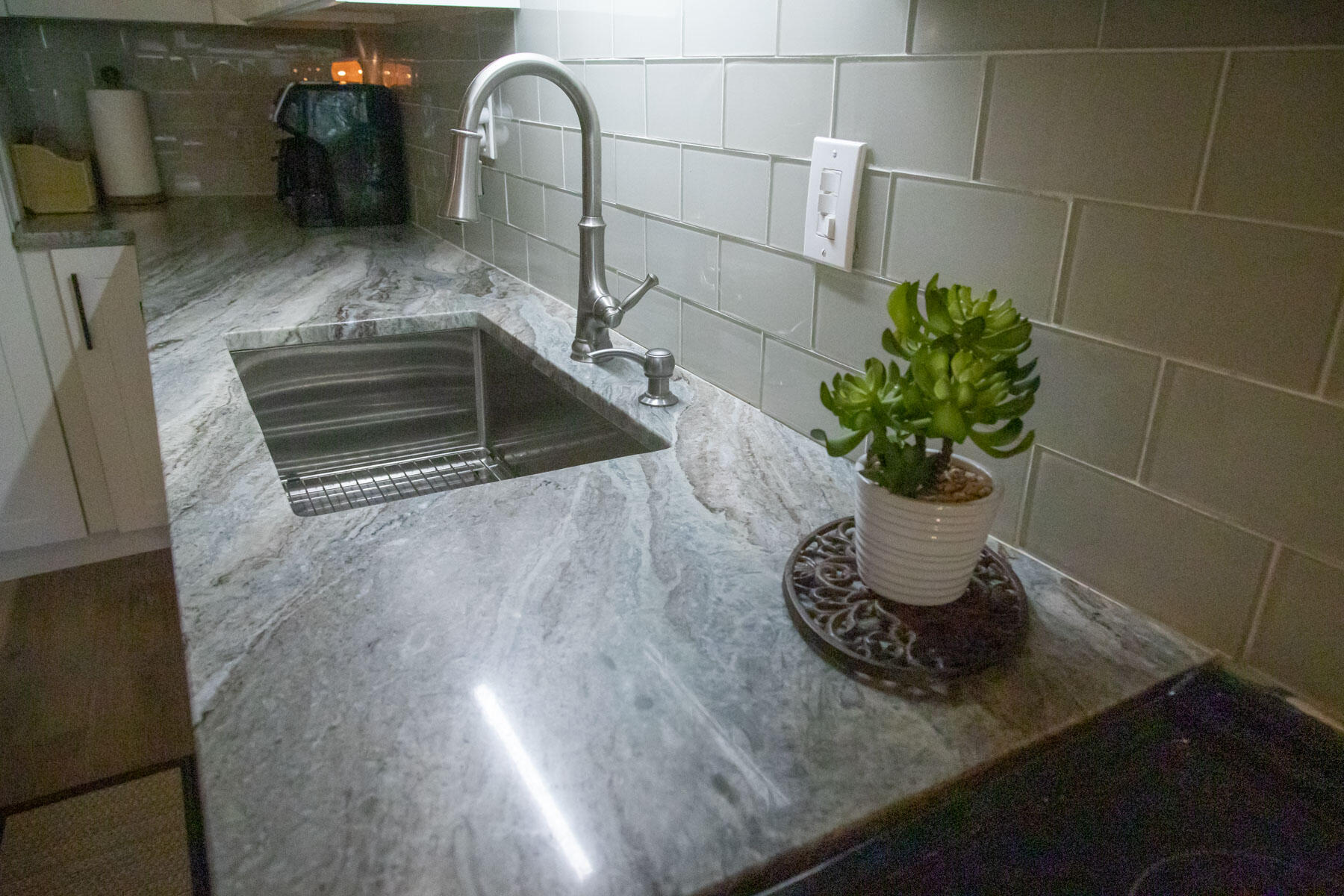 CEDARS CONDO - Residential