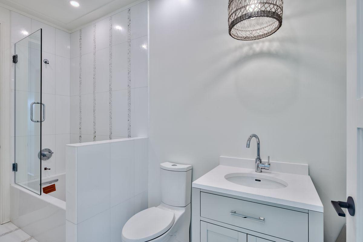 LAKEWOOD OF SEAGROVE BEACH - Residential