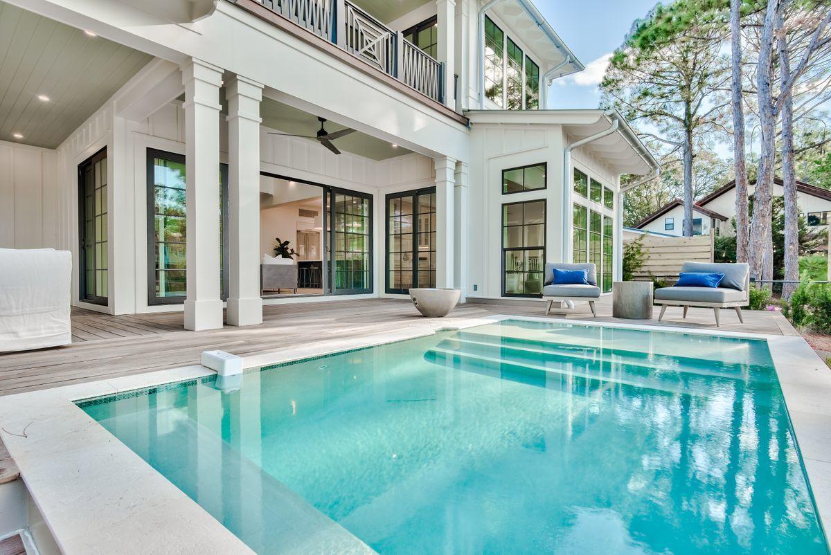 LAKEWOOD OF SEAGROVE BEACH - Residential