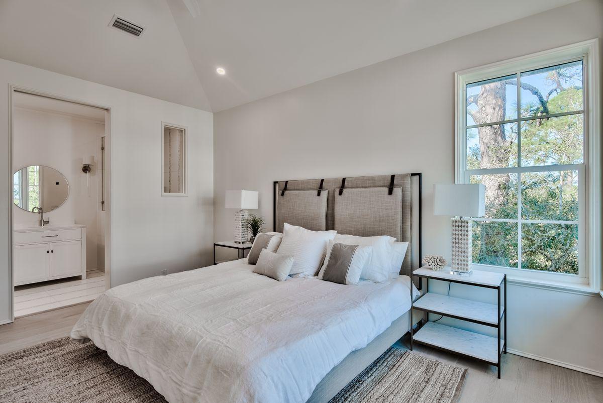 LAKEWOOD OF SEAGROVE BEACH - Residential