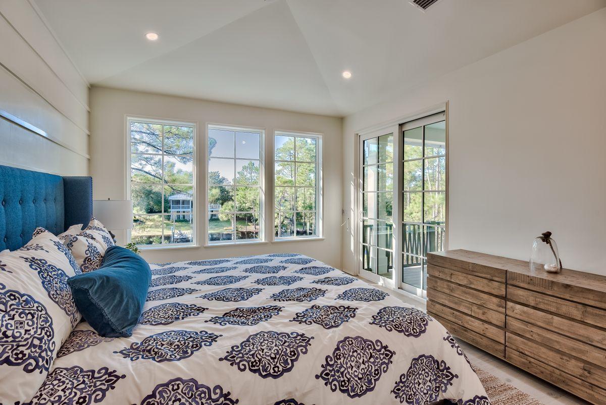 LAKEWOOD OF SEAGROVE BEACH - Residential