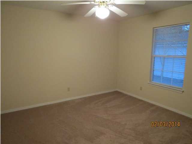 PLANTATION OAKS S/D - Residential Lease