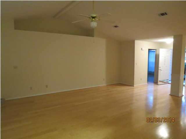 PLANTATION OAKS S/D - Residential Lease