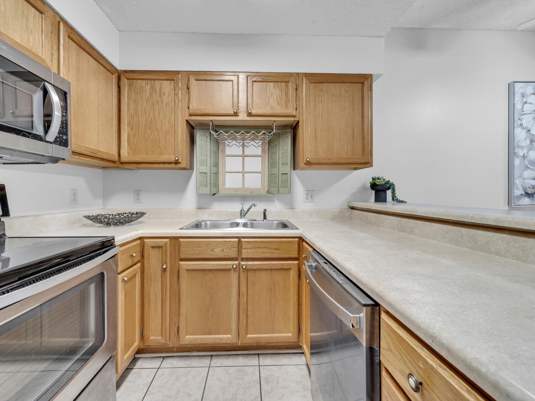 POINTE OF VIEW CONDO - Residential